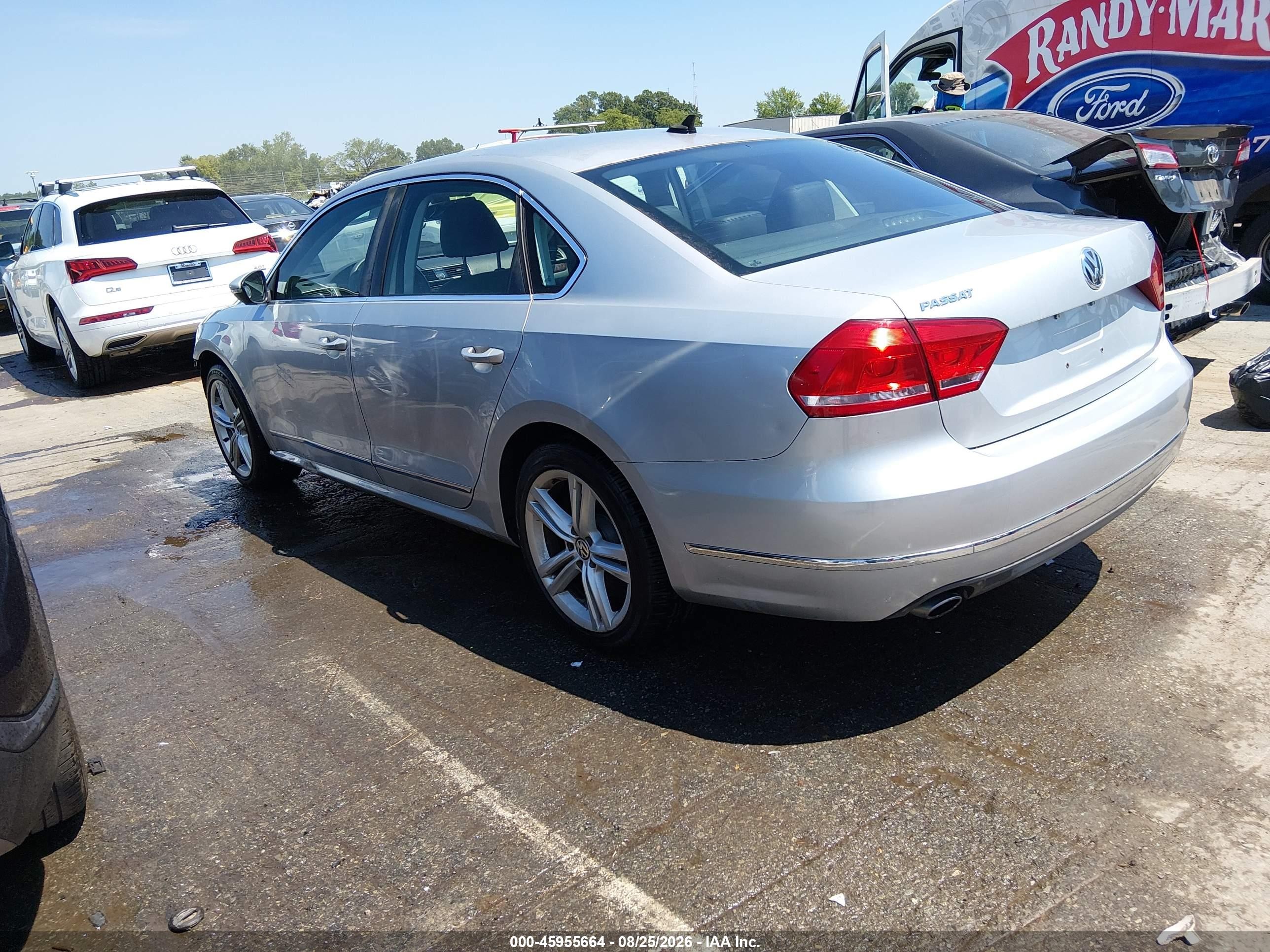 2012 Volkswagen Passat 3.6l V6 Sel Premium Silver vin: 1VWCM7A31CC025735