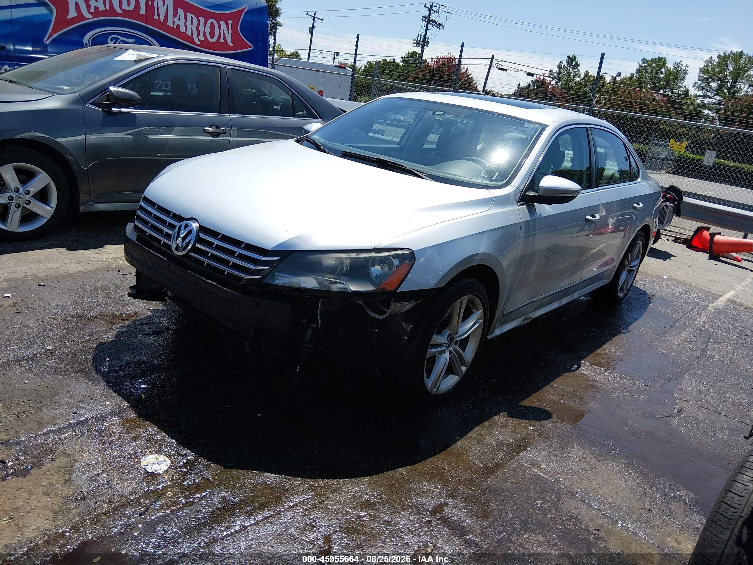 2012 Volkswagen Passat 3.6l V6 Sel Premium Silver vin: 1VWCM7A31CC025735