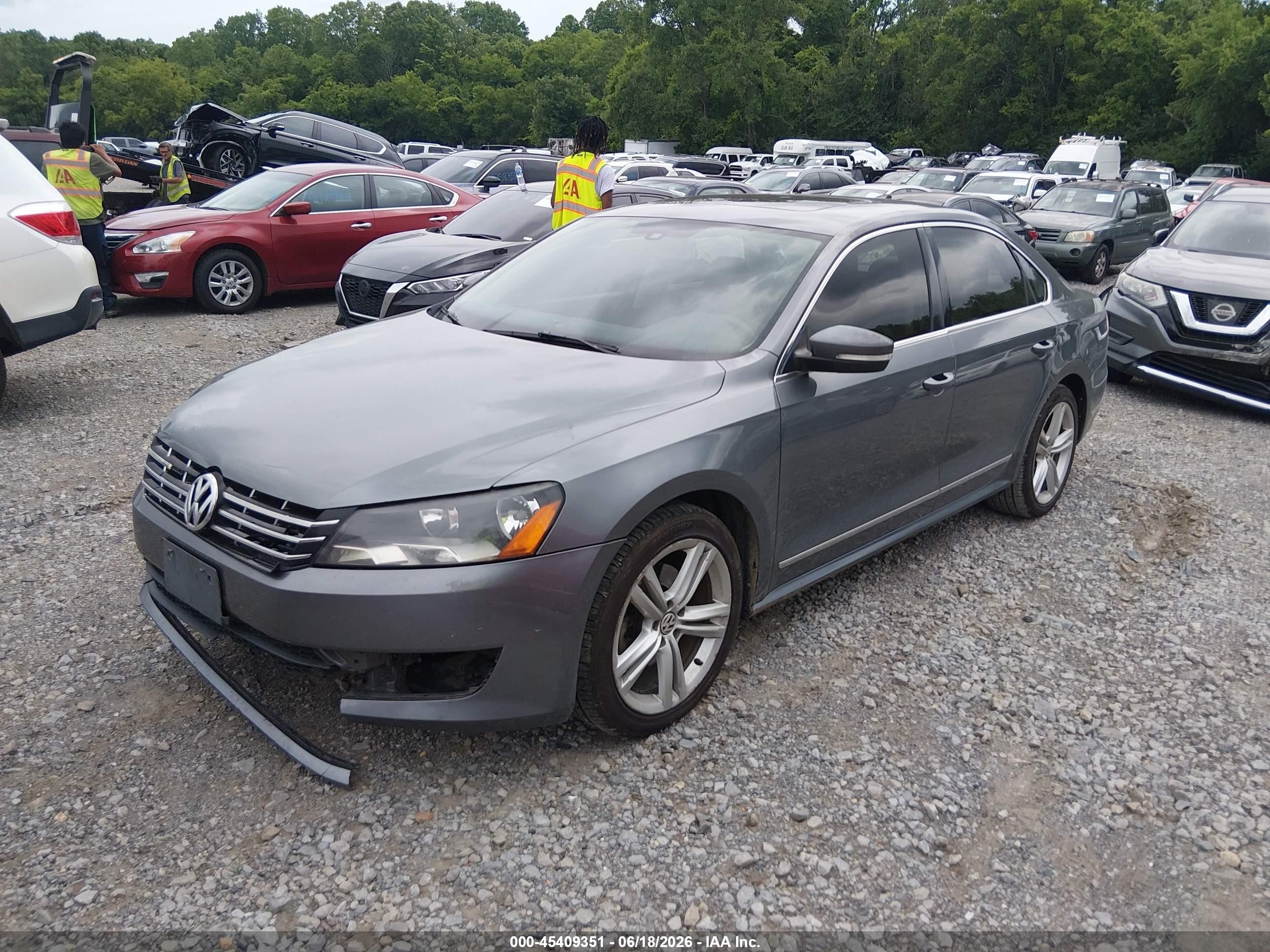 2014 Volkswagen Passat 3.6l V6 Sel Premium Gray vin: 1VWCM7A31EC026421
