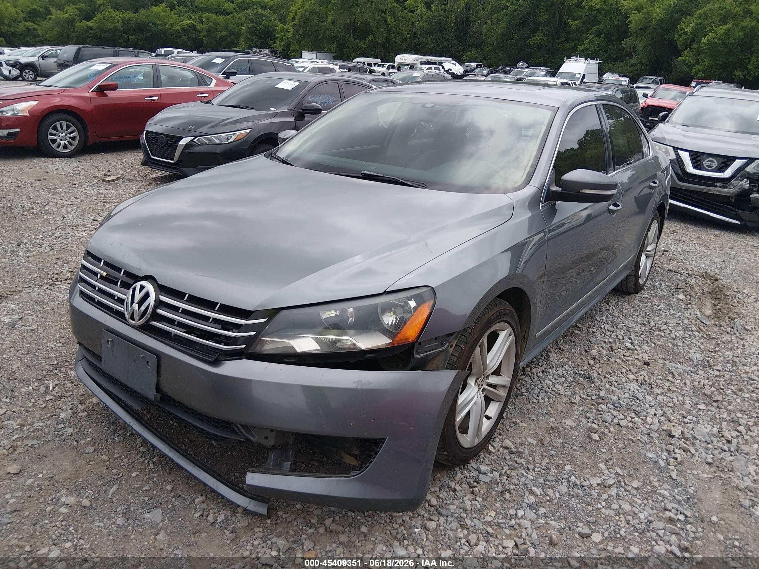 2014 Volkswagen Passat 3.6l V6 Sel Premium Gray vin: 1VWCM7A31EC026421