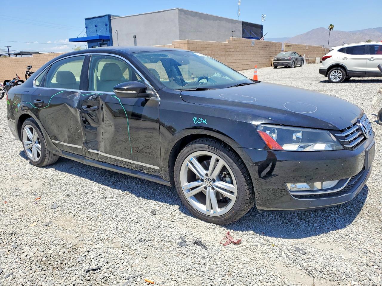 2012 Volkswagen Passat Sel Черный vin: 1VWCM7A32CC008782