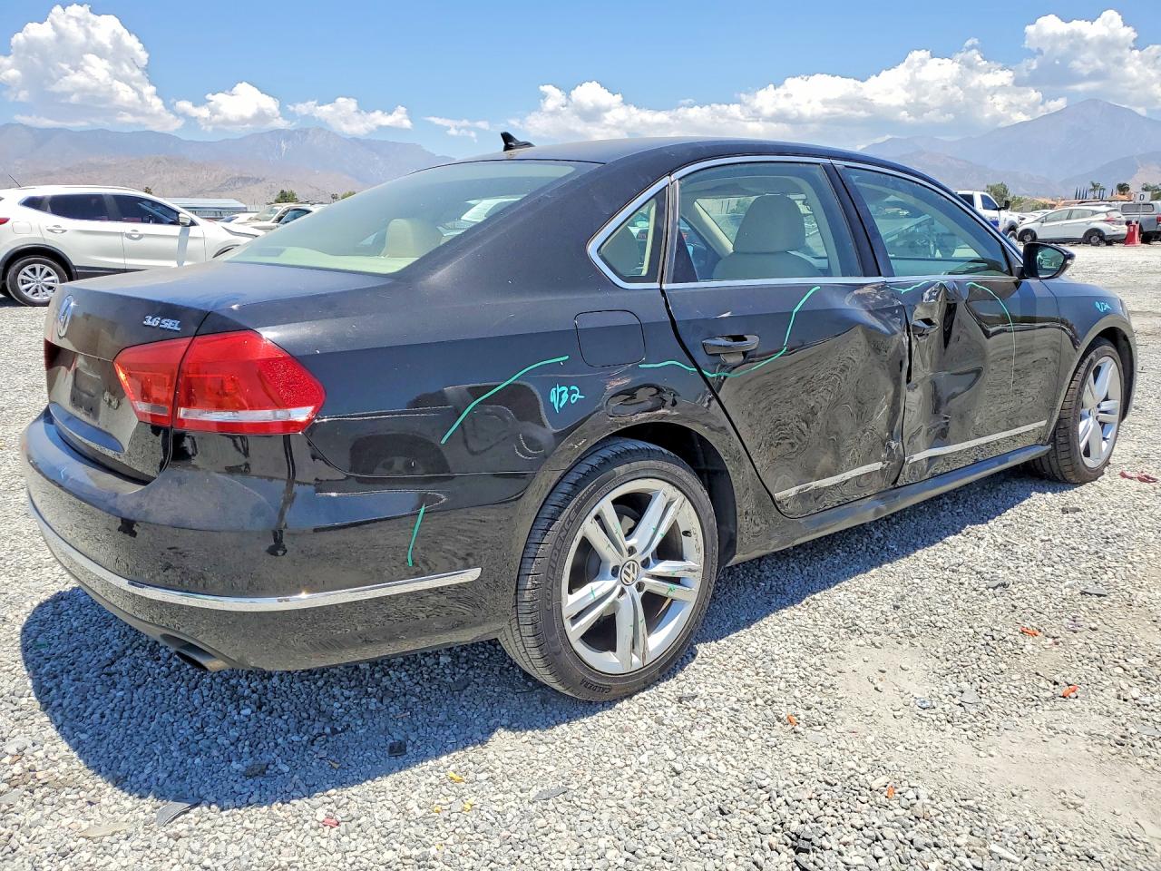 2012 Volkswagen Passat Sel Черный vin: 1VWCM7A32CC008782