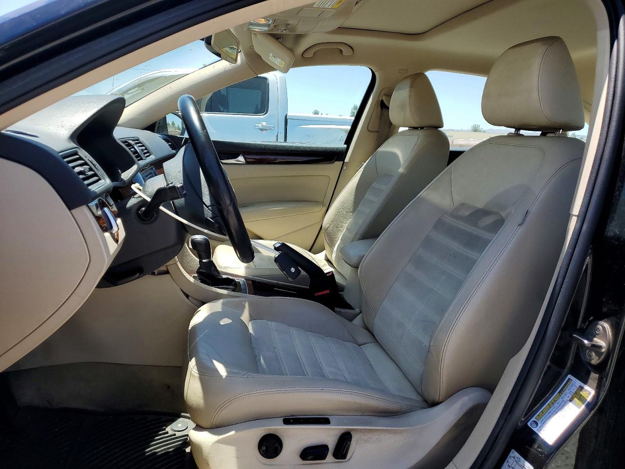 2012 Volkswagen Passat Sel Черный vin: 1VWCM7A32CC008782