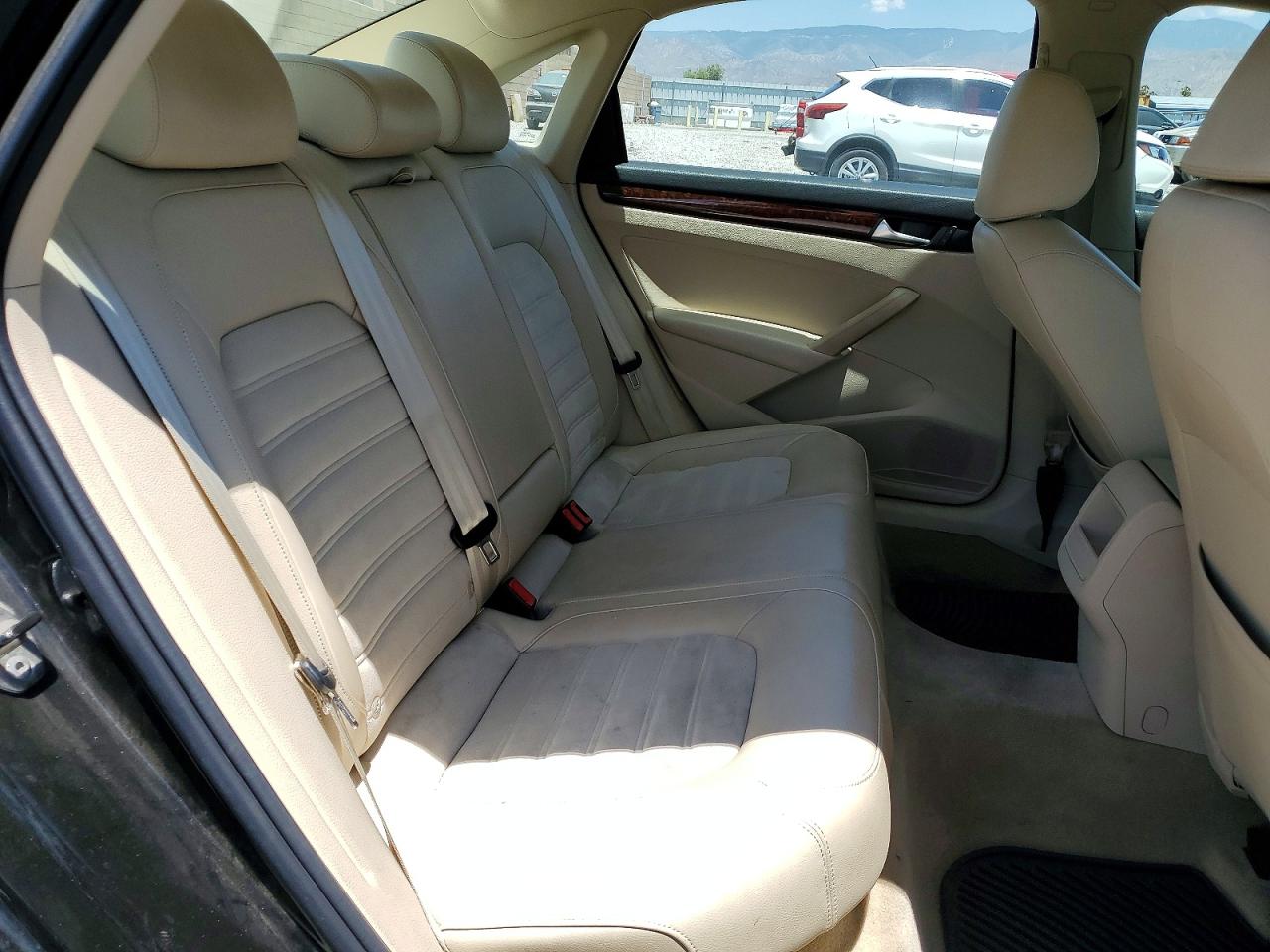 2012 Volkswagen Passat Sel Черный vin: 1VWCM7A32CC008782