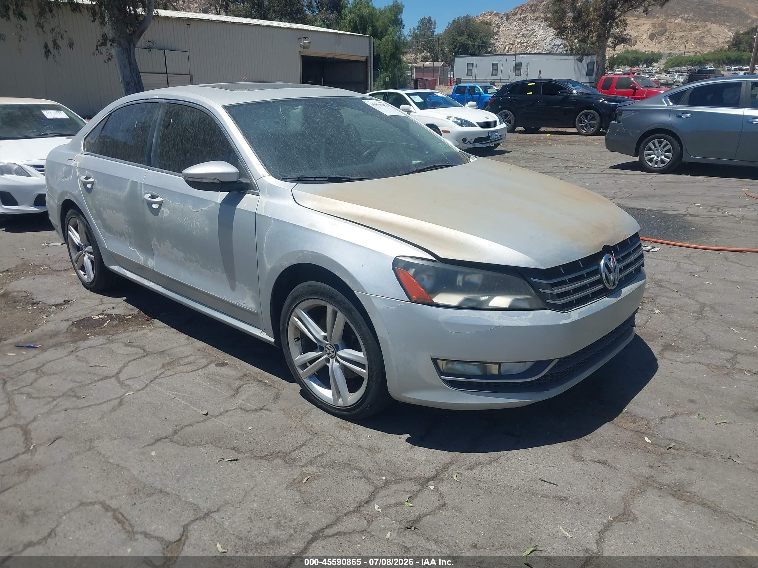 1VWCM7A33CC026157