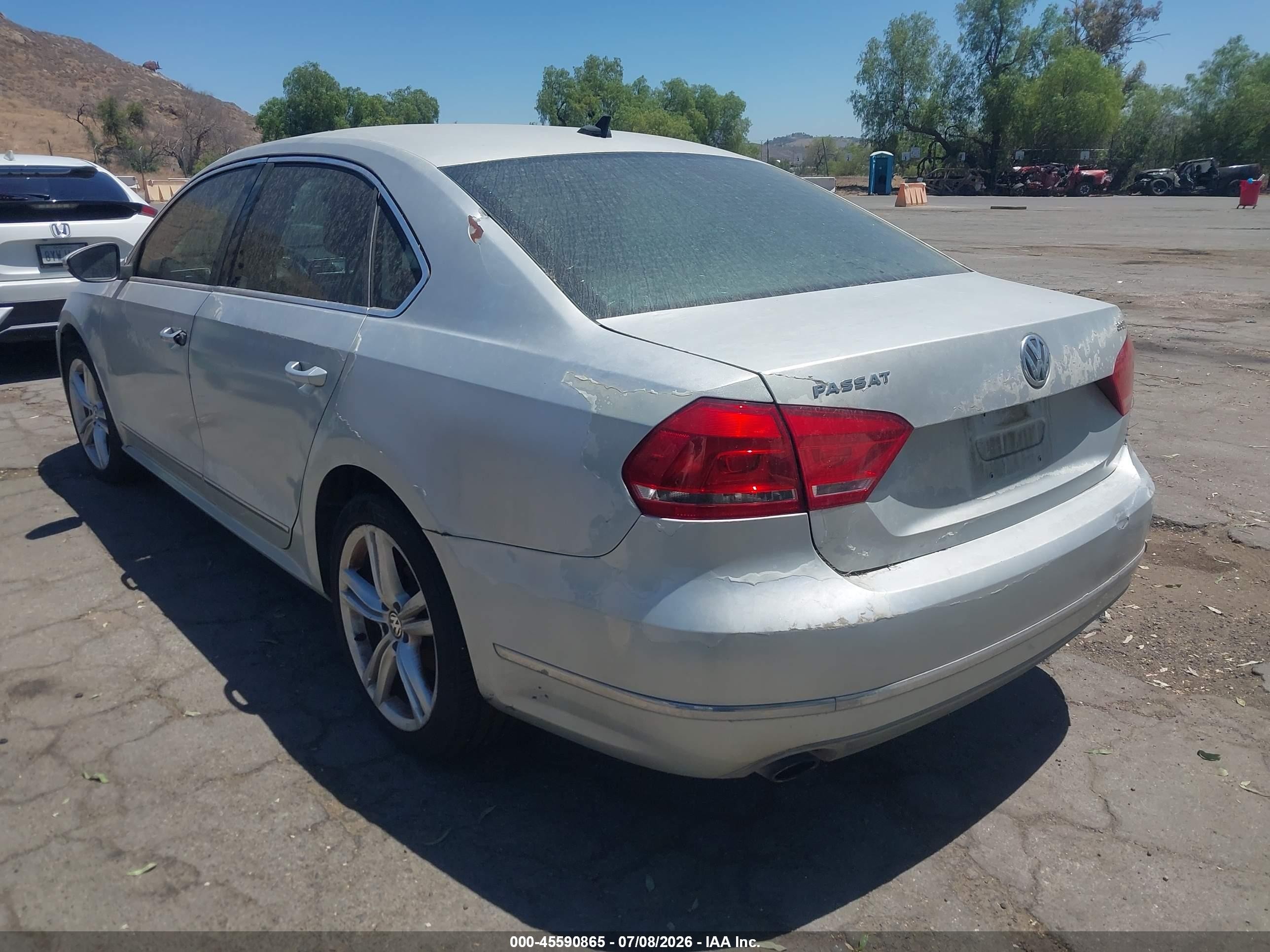2012 Volkswagen Passat 3.6l V6 Sel Premium Silver vin: 1VWCM7A33CC026157
