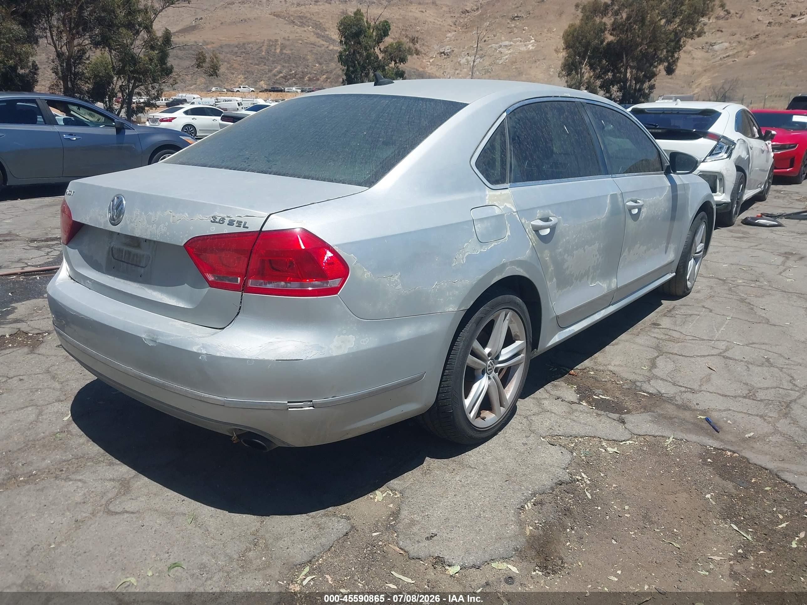 2012 Volkswagen Passat 3.6l V6 Sel Premium Silver vin: 1VWCM7A33CC026157