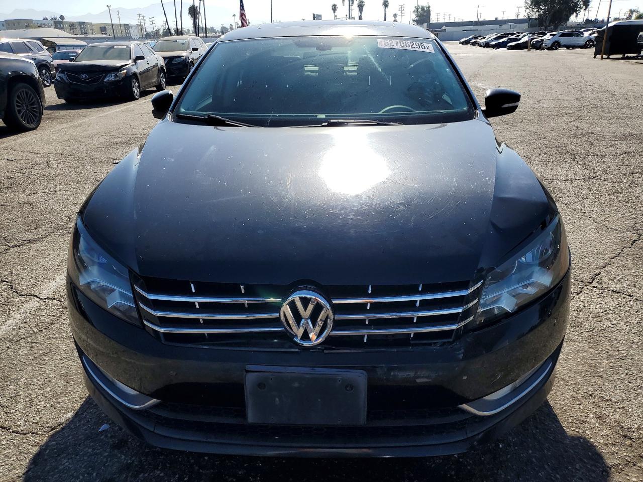 2013 Volkswagen Passat Sel Black vin: 1VWCM7A34DC114295