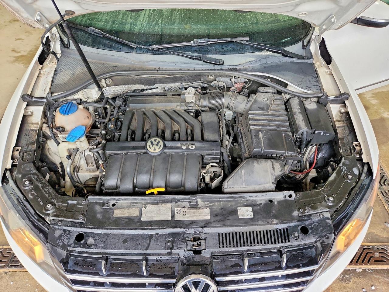 2014 Volkswagen Passat Sel White vin: 1VWCM7A34EC023786