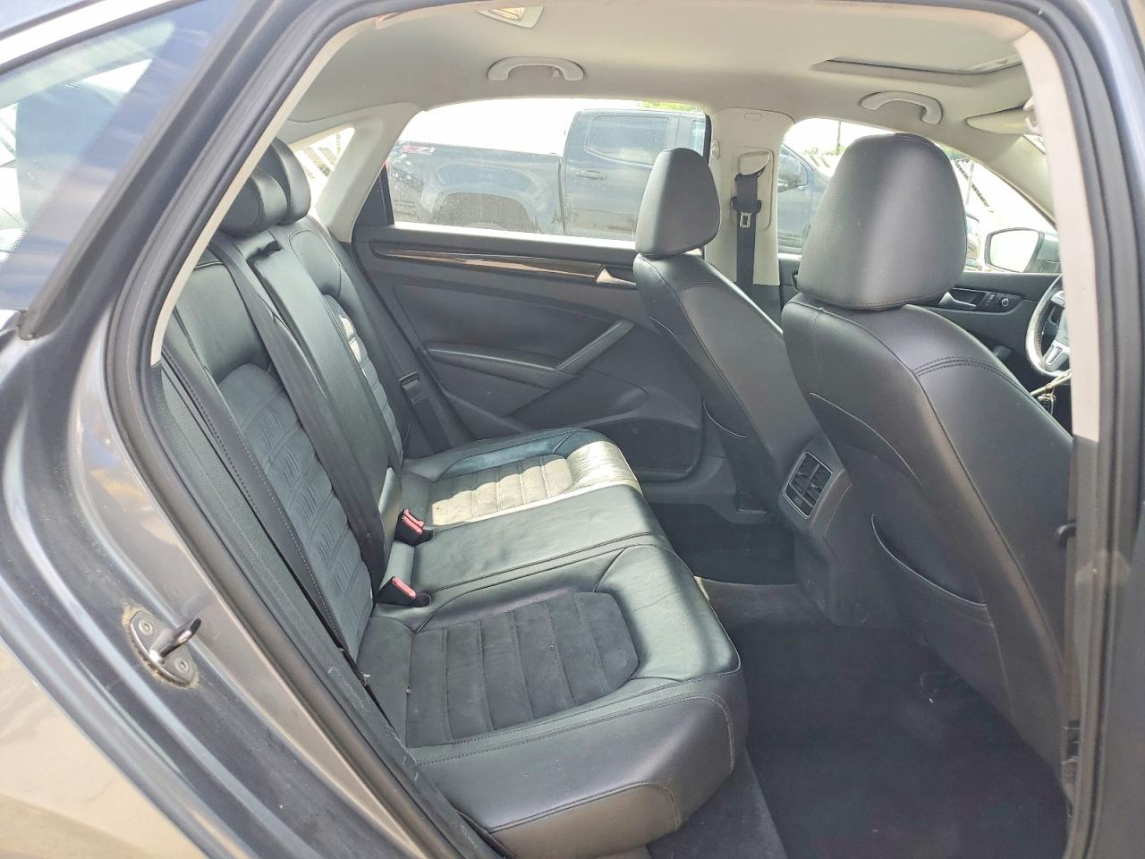 2014 Volkswagen Passat Sel Gray vin: 1VWCM7A34EC031726