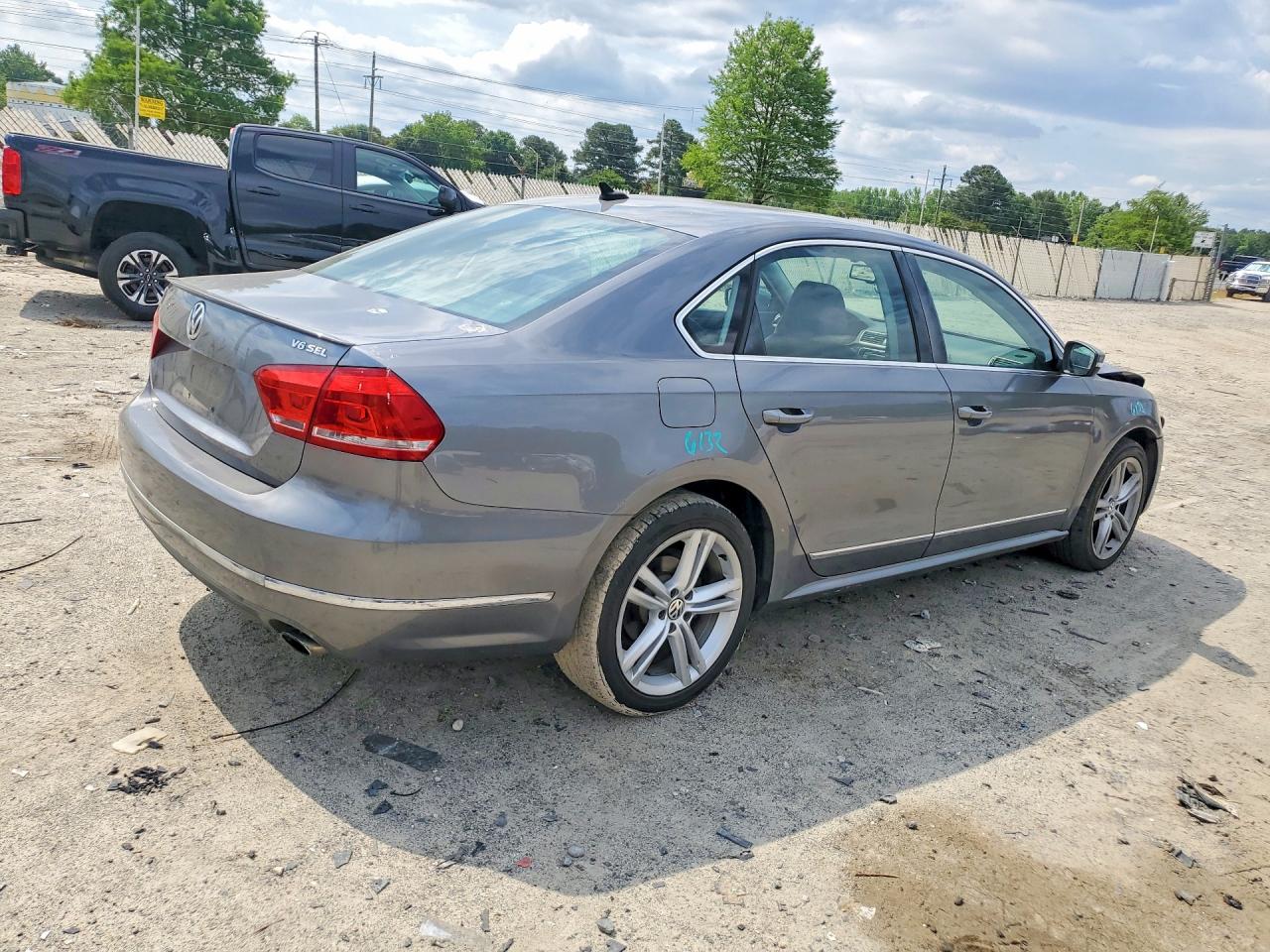 2014 Volkswagen Passat Sel Gray vin: 1VWCM7A34EC031726
