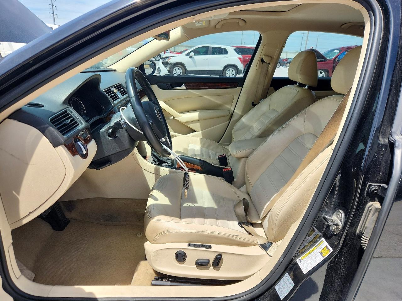 2012 Volkswagen Passat Sel Черный vin: 1VWCM7A36CC009255