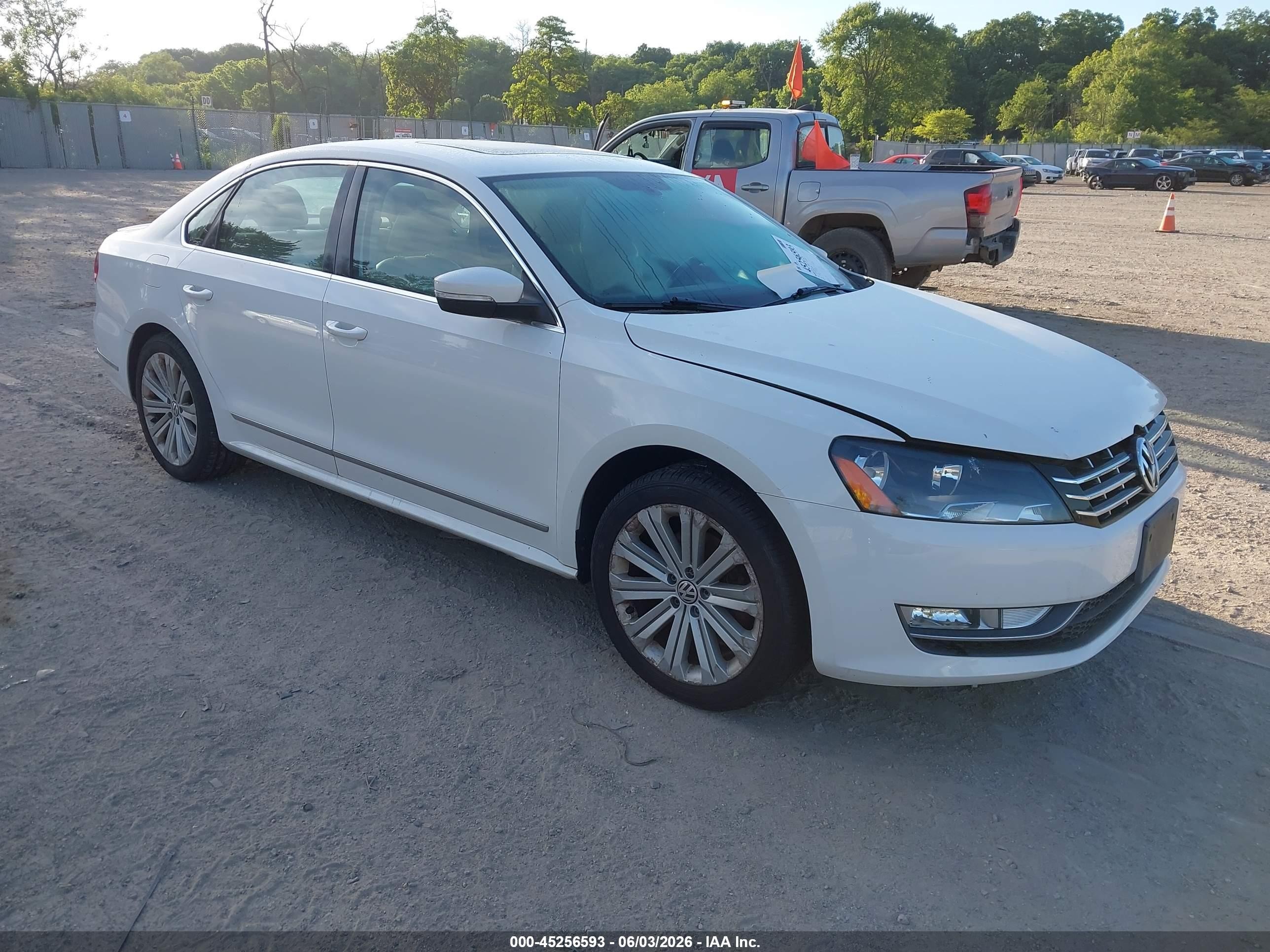 1VWCM7A37DC080790