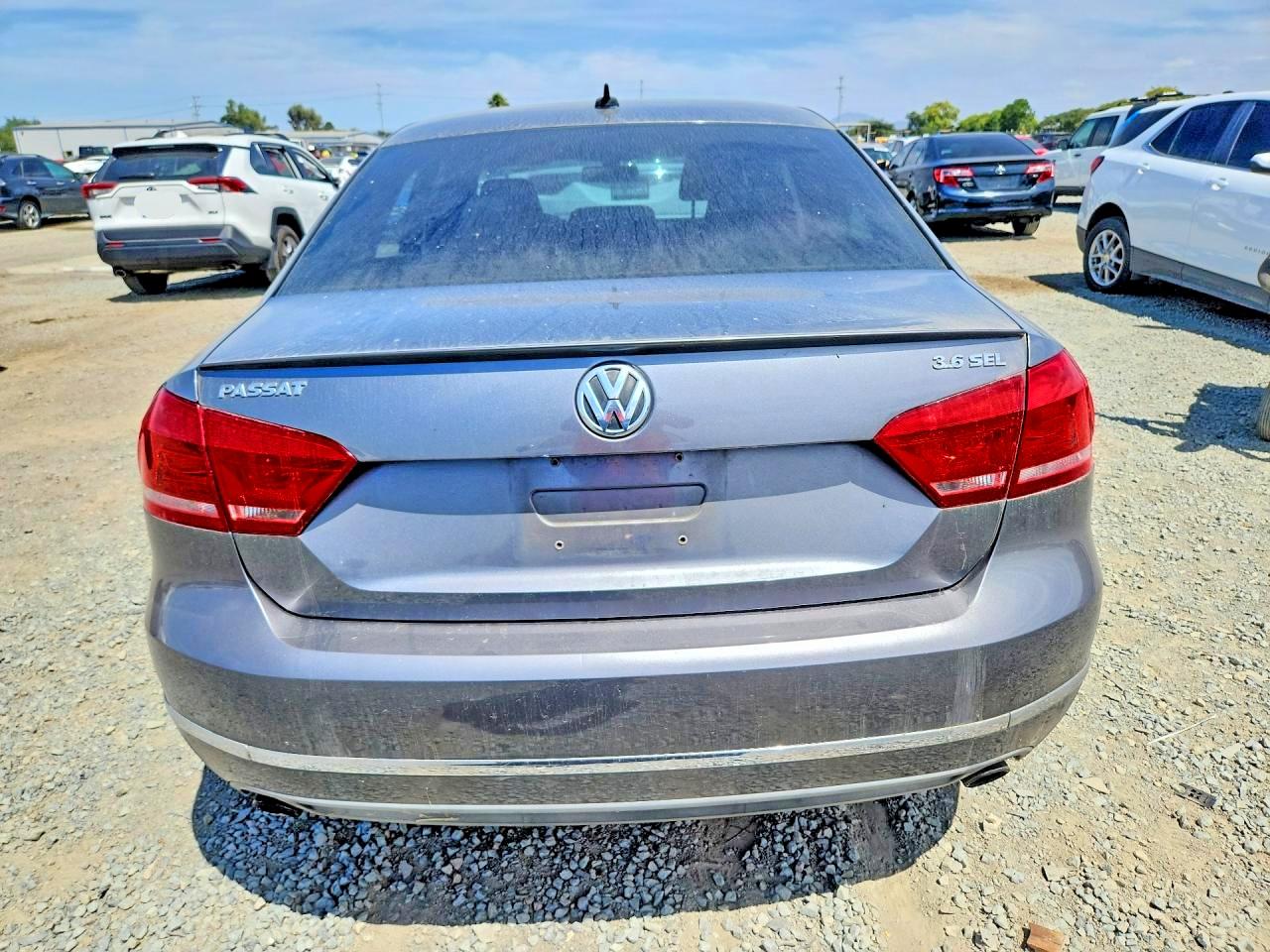 2012 Volkswagen Passat Sel Gray vin: 1VWCM7A38CC104898