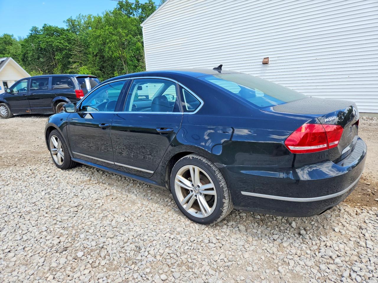 2014 Volkswagen Passat Sel Черный vin: 1VWCM7A38EC031034
