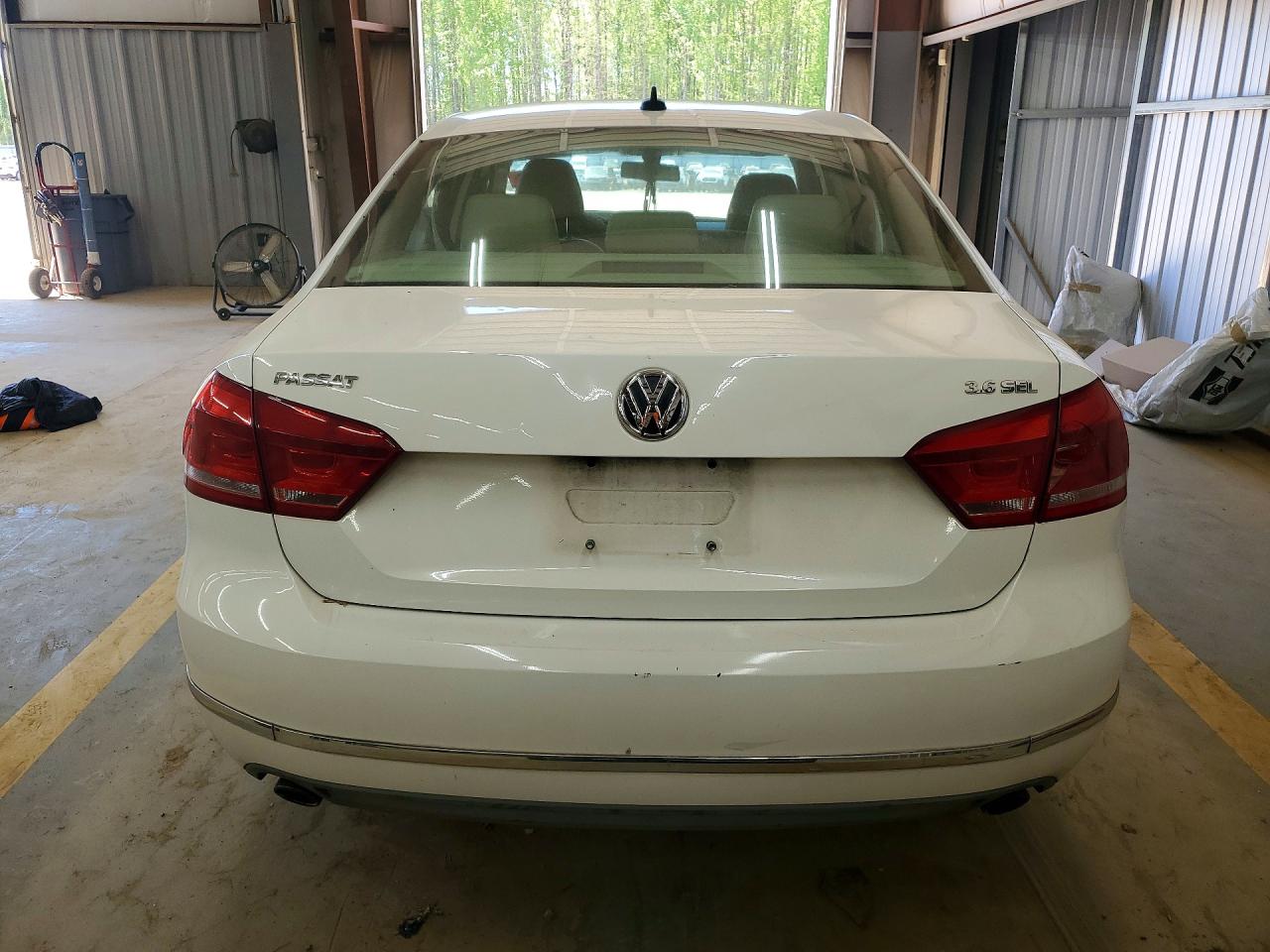 2012 Volkswagen Passat Sel Белый vin: 1VWCM7A39CC012313