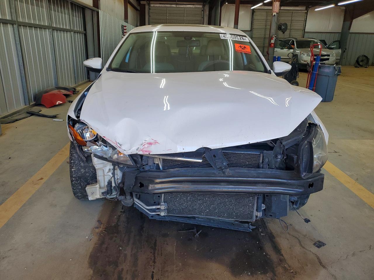 2012 Volkswagen Passat Sel Белый vin: 1VWCM7A39CC012313