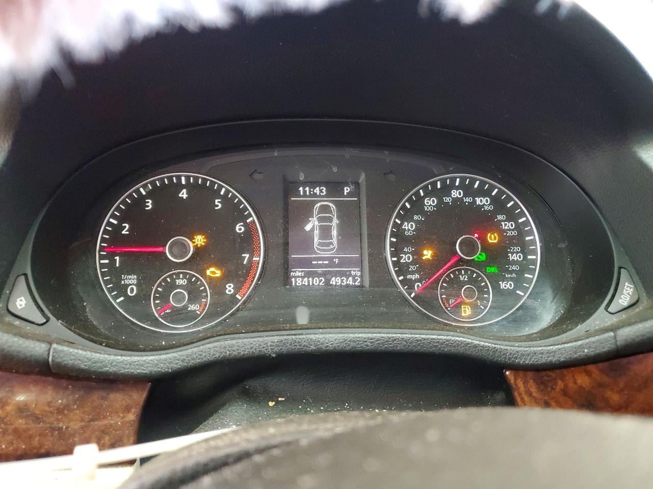 2012 Volkswagen Passat Sel Белый vin: 1VWCM7A39CC012313