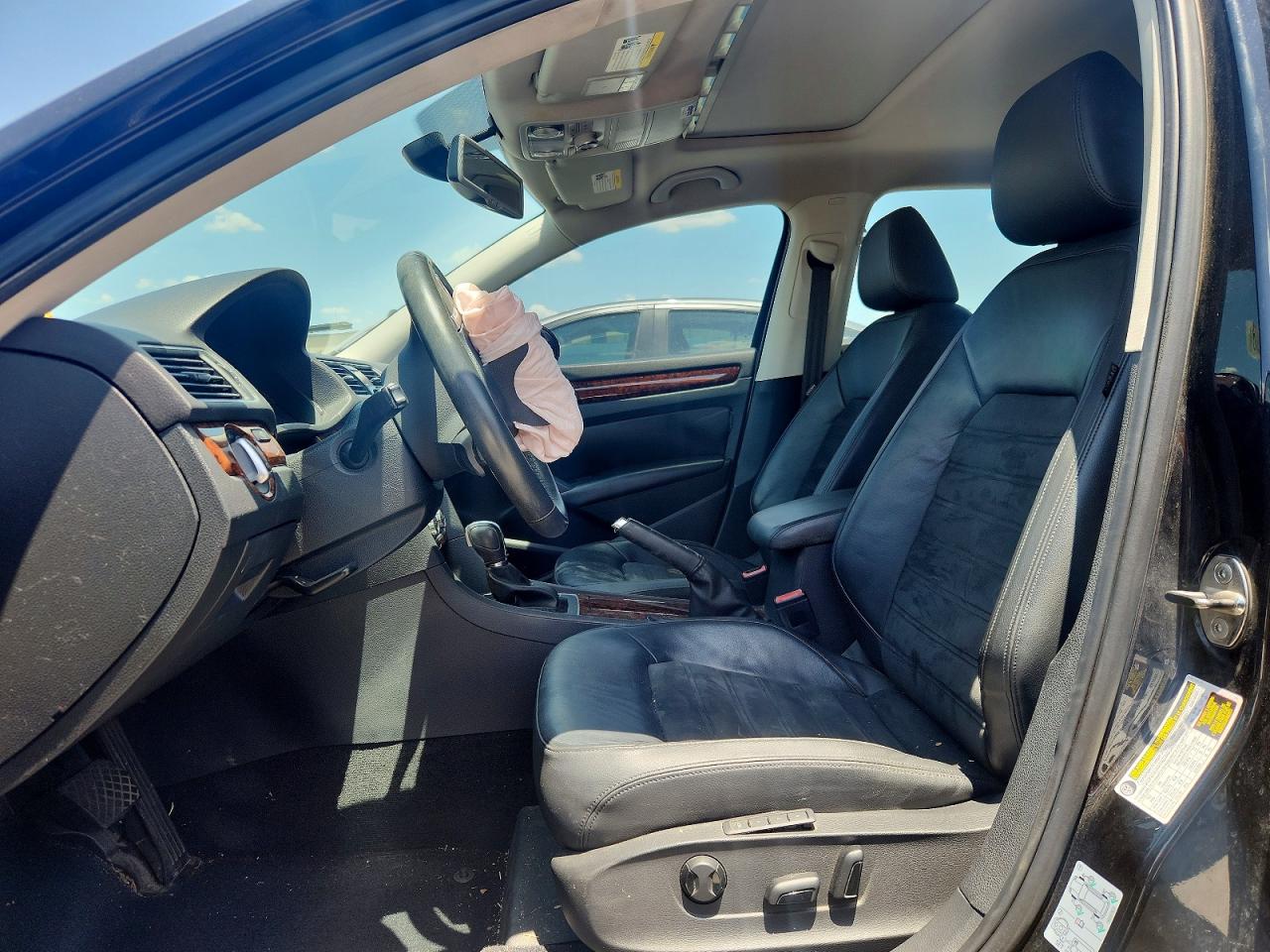 2012 Volkswagen Passat Sel Black vin: 1VWCM7A39CC096231