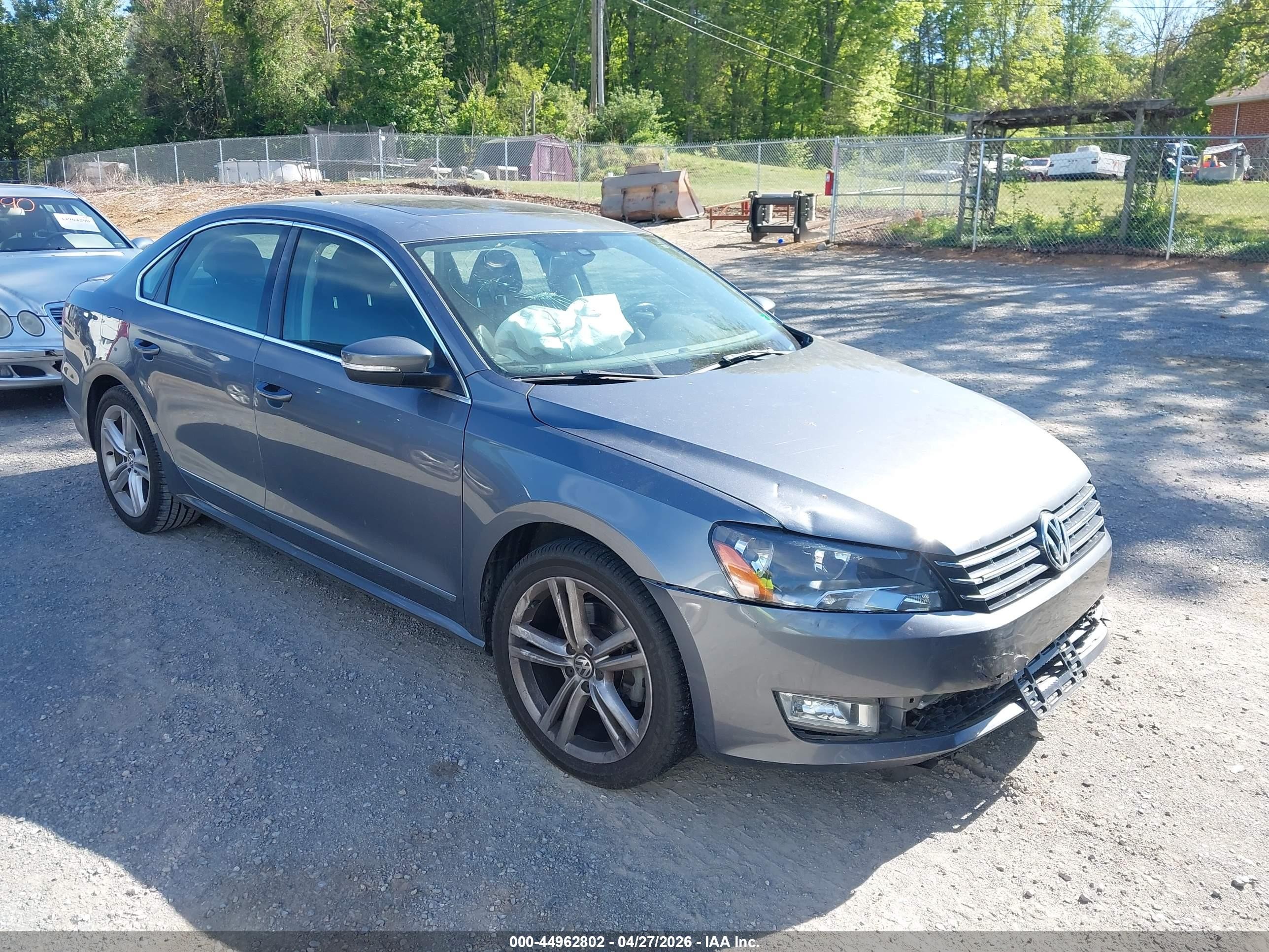 1VWCM7A39EC037327
