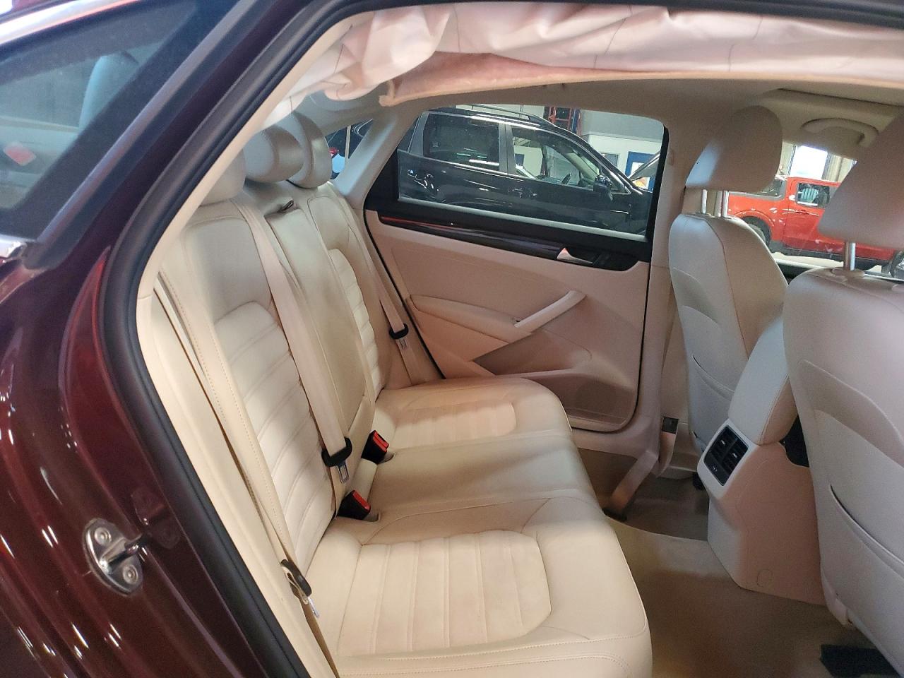 2014 Volkswagen Passat Sel Maroon vin: 1VWCM7A39EC077715