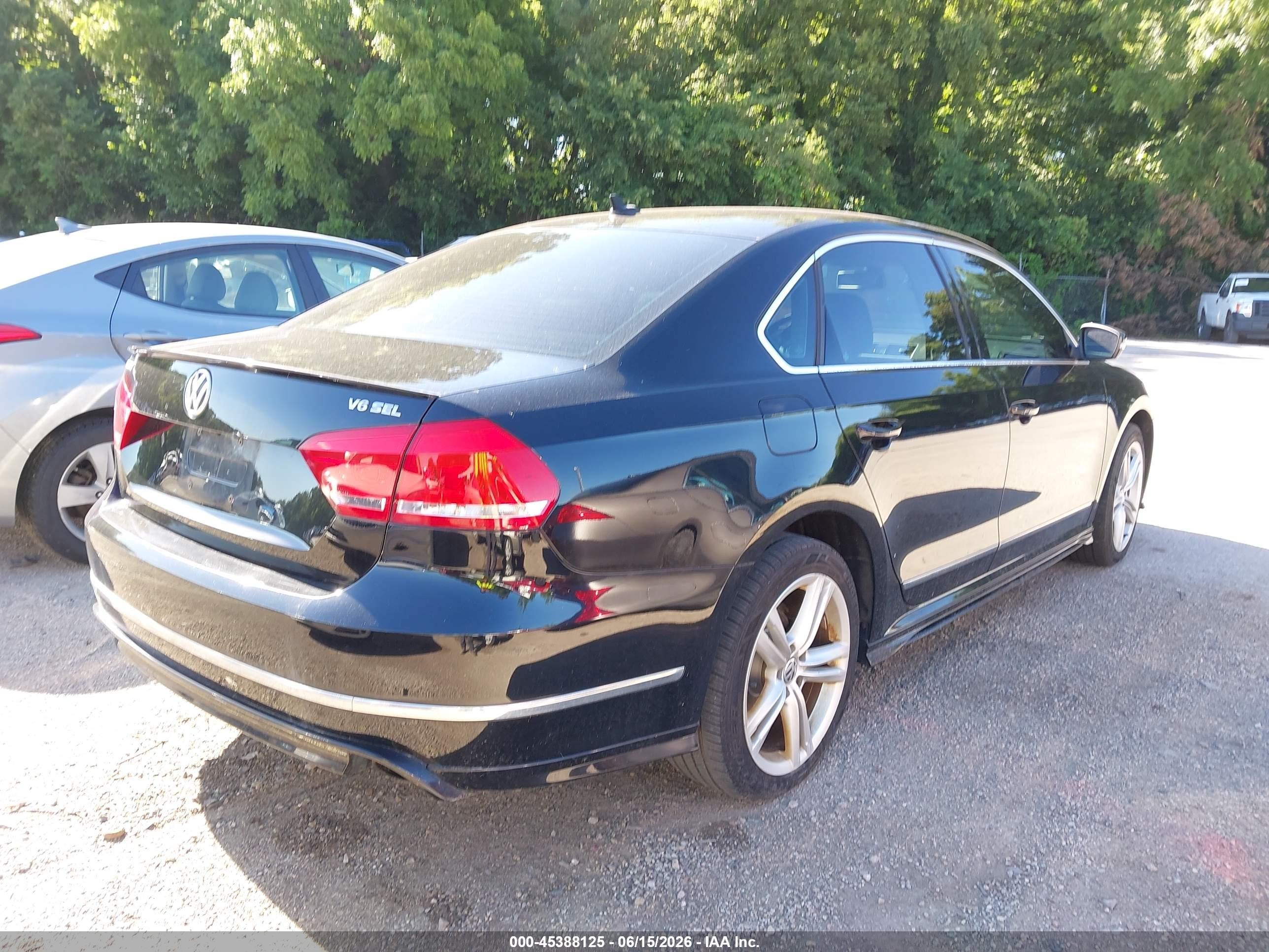 2015 Volkswagen Passat 3.6l V6 Sel Premium Black vin: 1VWCM7A39FC020190