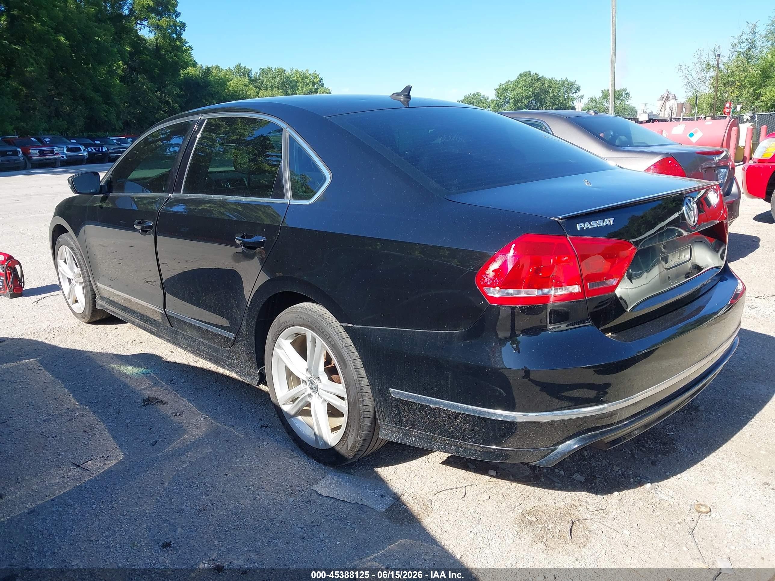 2015 Volkswagen Passat 3.6l V6 Sel Premium Black vin: 1VWCM7A39FC020190