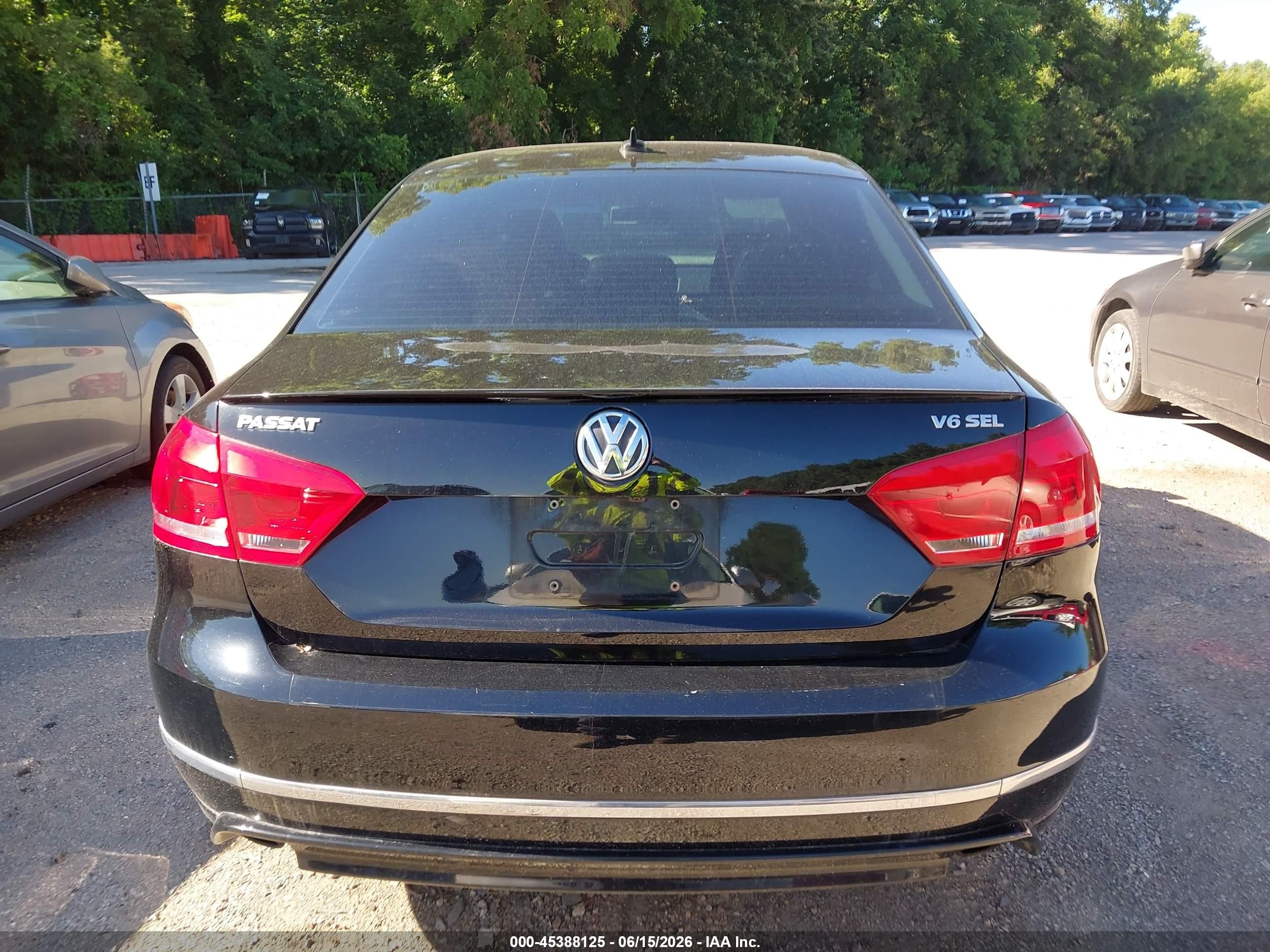 2015 Volkswagen Passat 3.6l V6 Sel Premium Black vin: 1VWCM7A39FC020190