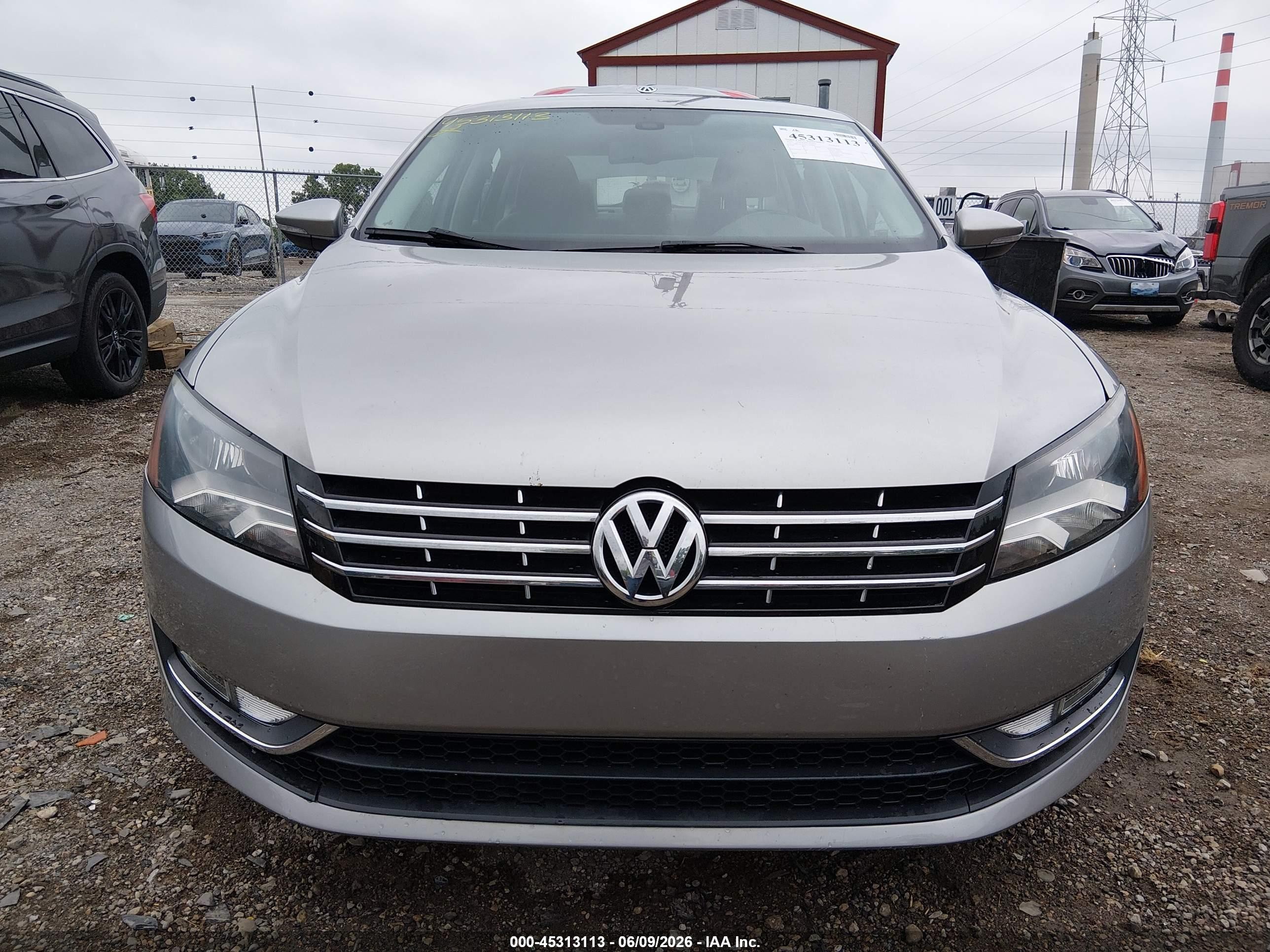 2012 Volkswagen Passat 3.6l V6 Sel Premium Silver vin: 1VWCM7A3XCC059902