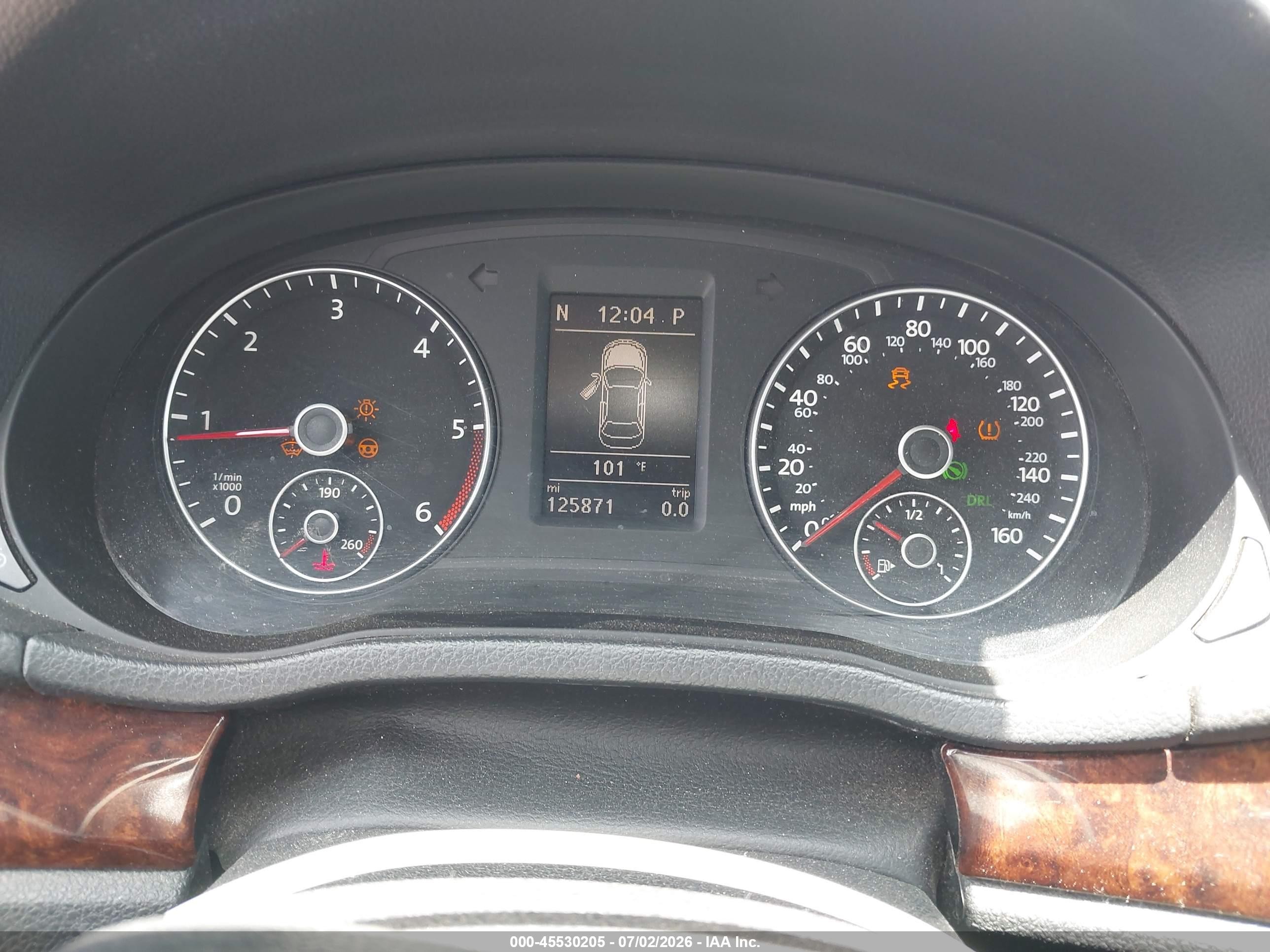 2013 Volkswagen Passat 2.0l Tdi Sel Premium Silver vin: 1VWCN7A30DC064993