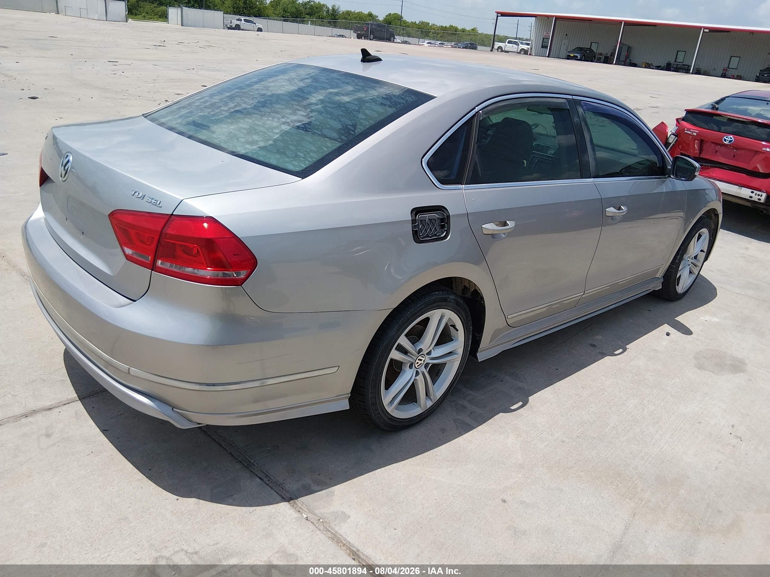 2013 Volkswagen Passat Sel Silver vin: 1VWCN7A30DC074519