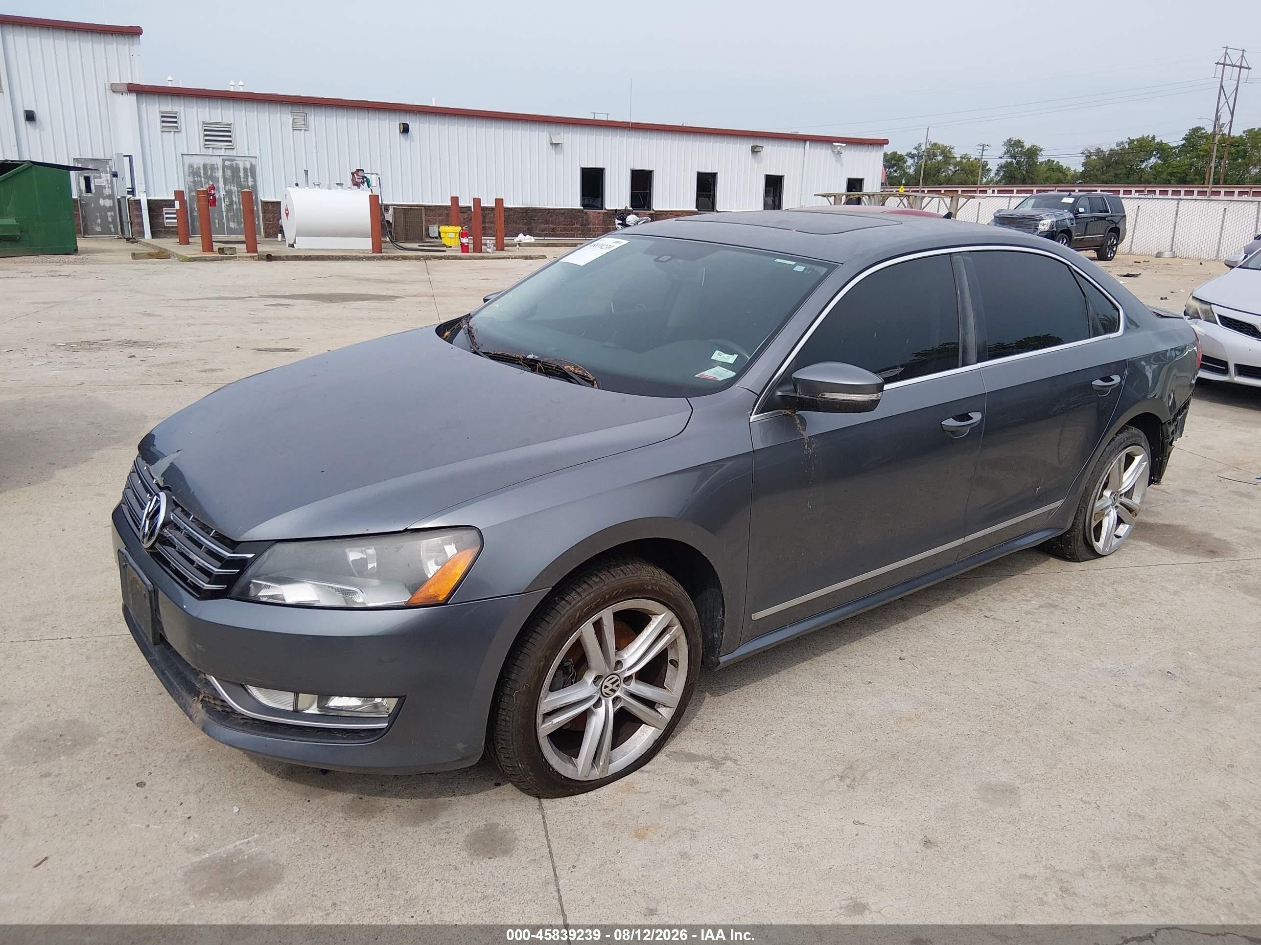 2014 Volkswagen Passat 2.0l Tdi Sel Premium Beige vin: 1VWCN7A30EC076224