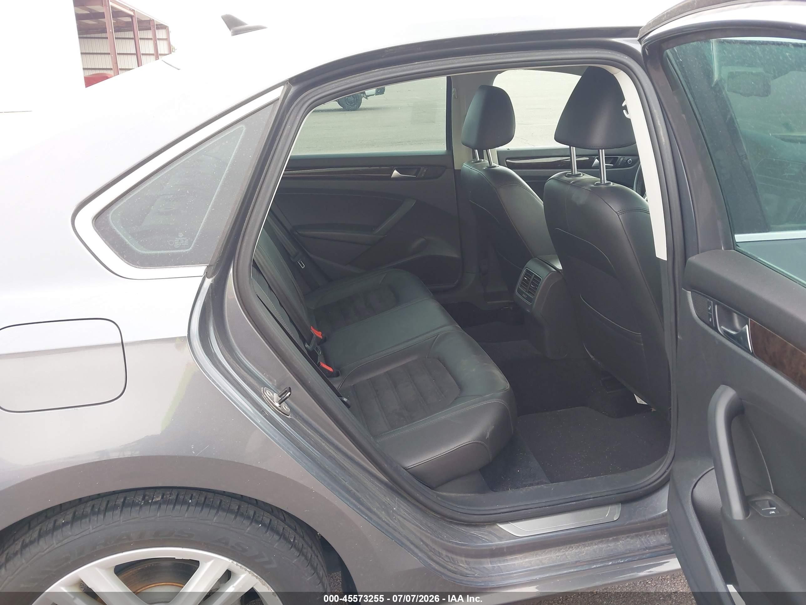 2014 Volkswagen Passat 2.0l Tdi Sel Premium Gray vin: 1VWCN7A30EC086963
