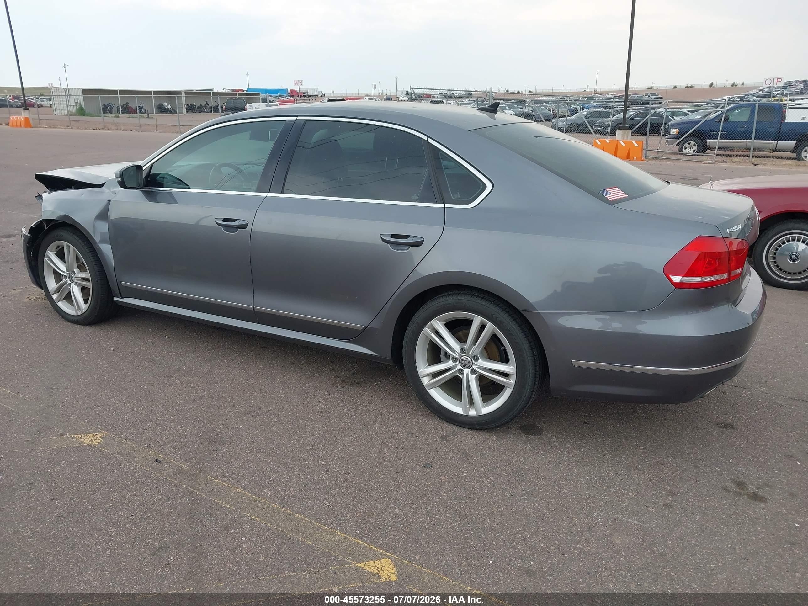 2014 Volkswagen Passat 2.0l Tdi Sel Premium Gray vin: 1VWCN7A30EC086963