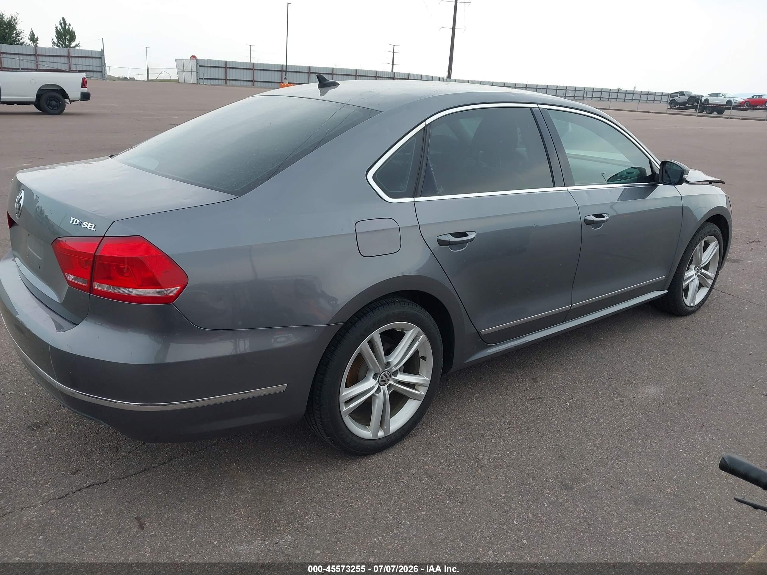 2014 Volkswagen Passat 2.0l Tdi Sel Premium Gray vin: 1VWCN7A30EC086963