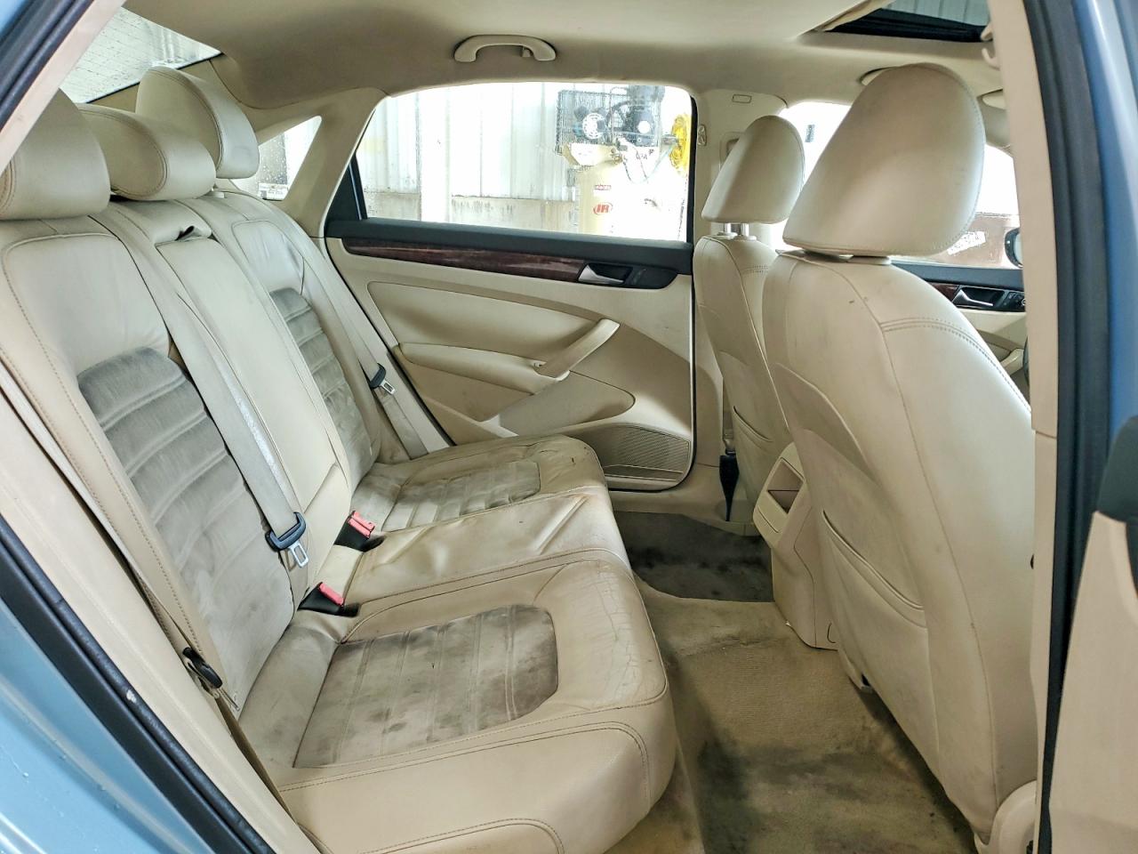 2012 Volkswagen Passat Sel Синий vin: 1VWCN7A31CC020063