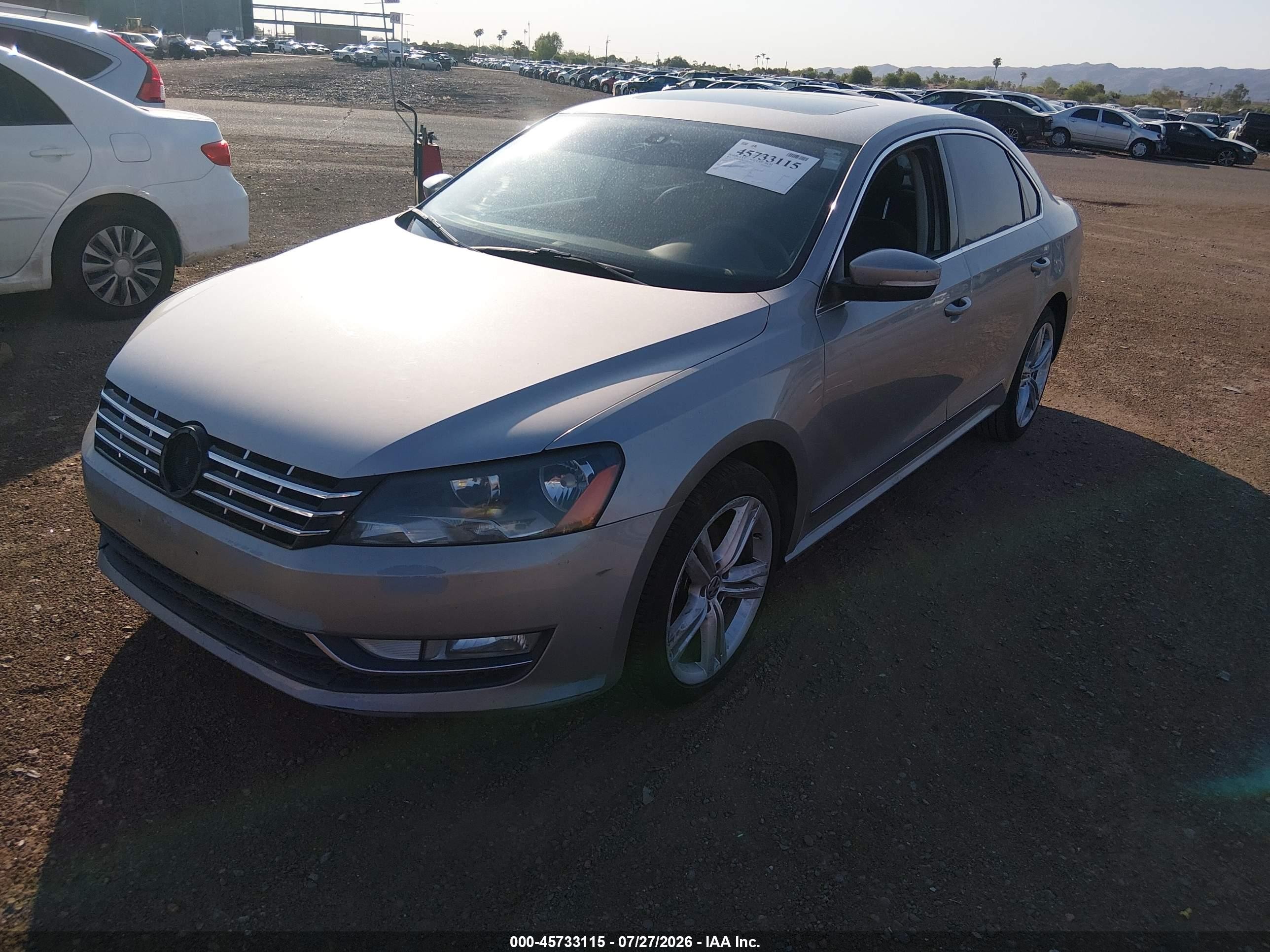 2013 Volkswagen Passat 2.0l Tdi Sel Premium Silver vin: 1VWCN7A31DC078871