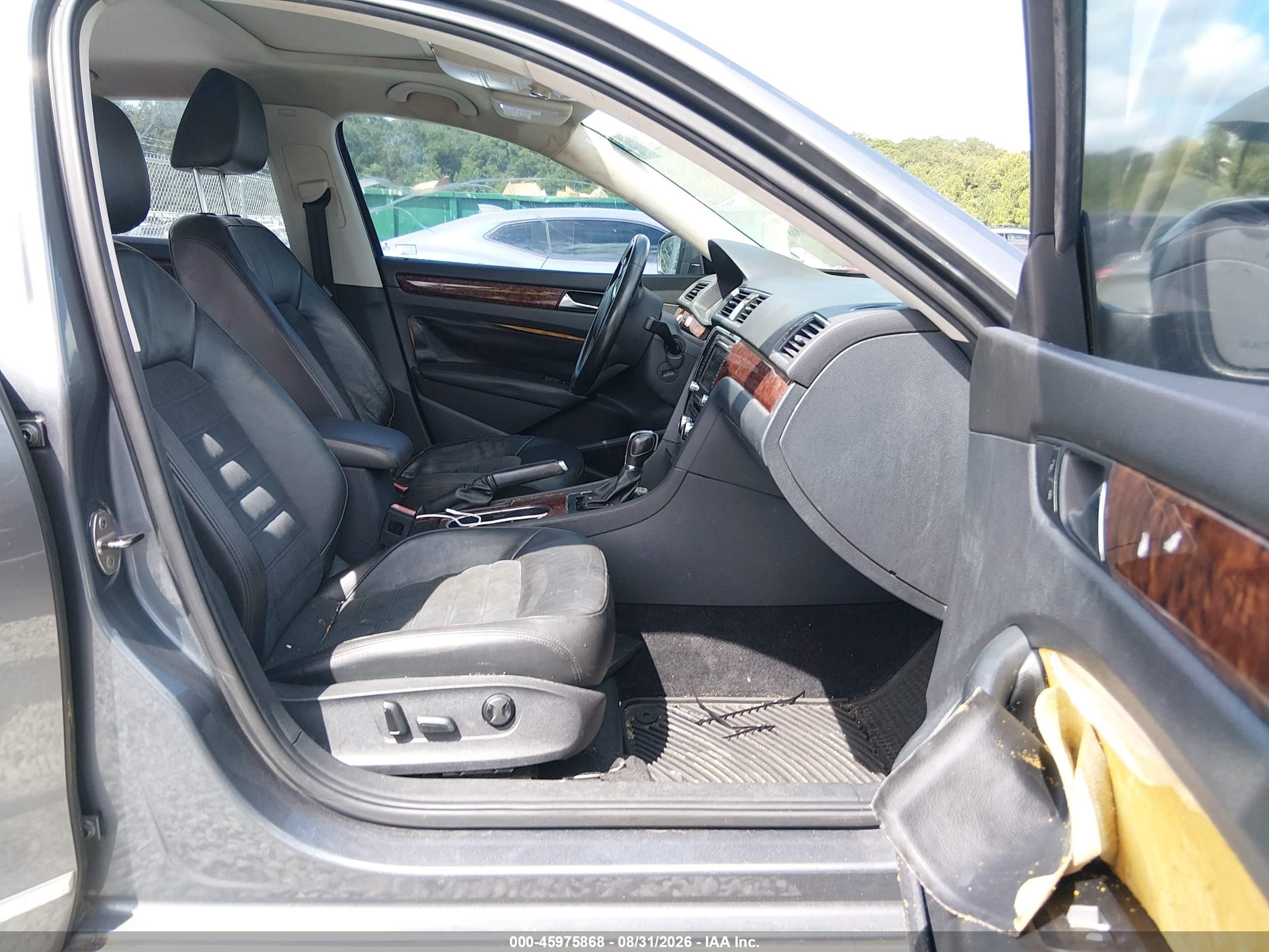 2013 Volkswagen Passat 2.0l Tdi Sel Premium vin: 1VWCN7A31DC092172