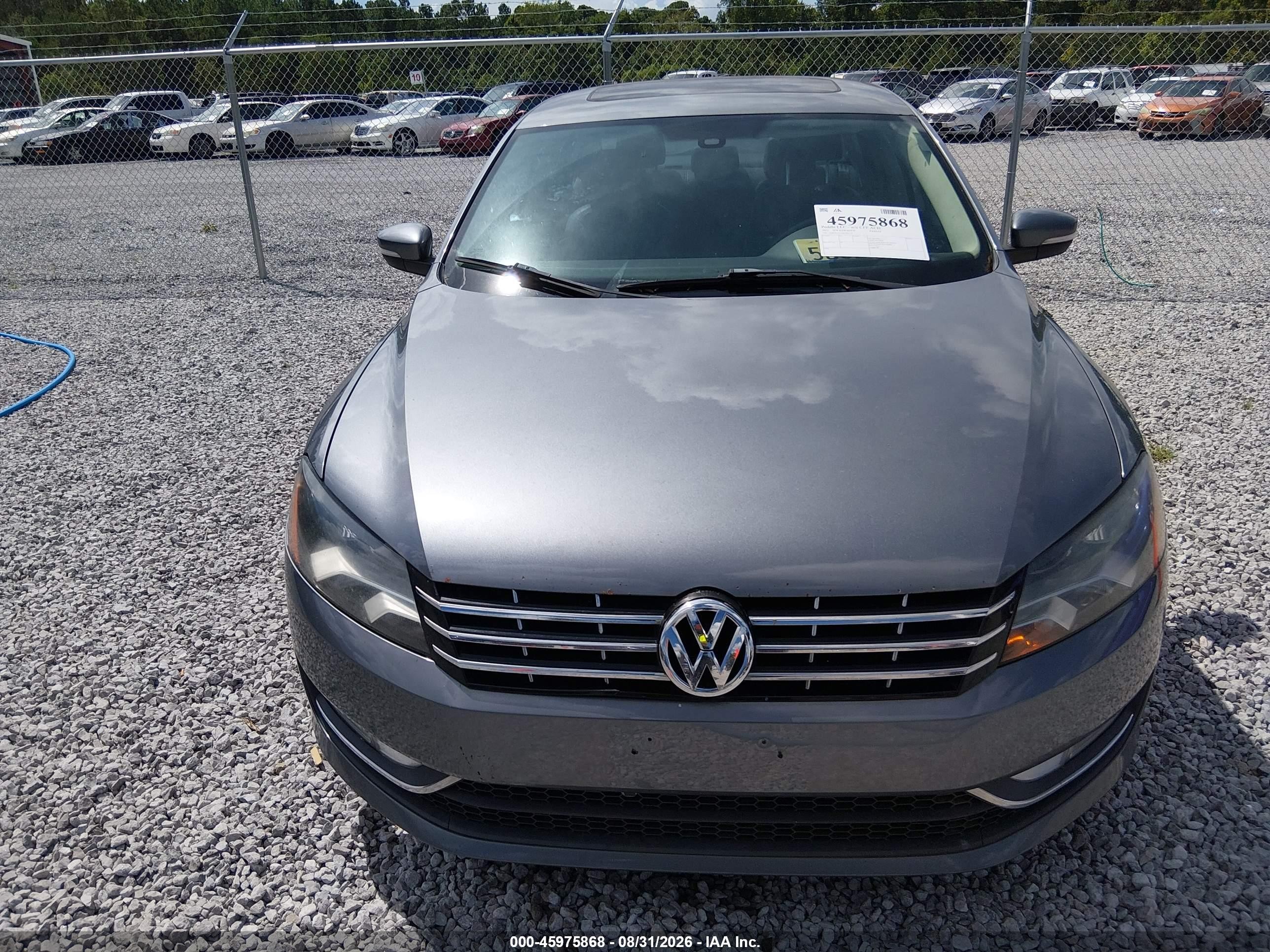 2013 Volkswagen Passat 2.0l Tdi Sel Premium vin: 1VWCN7A31DC092172