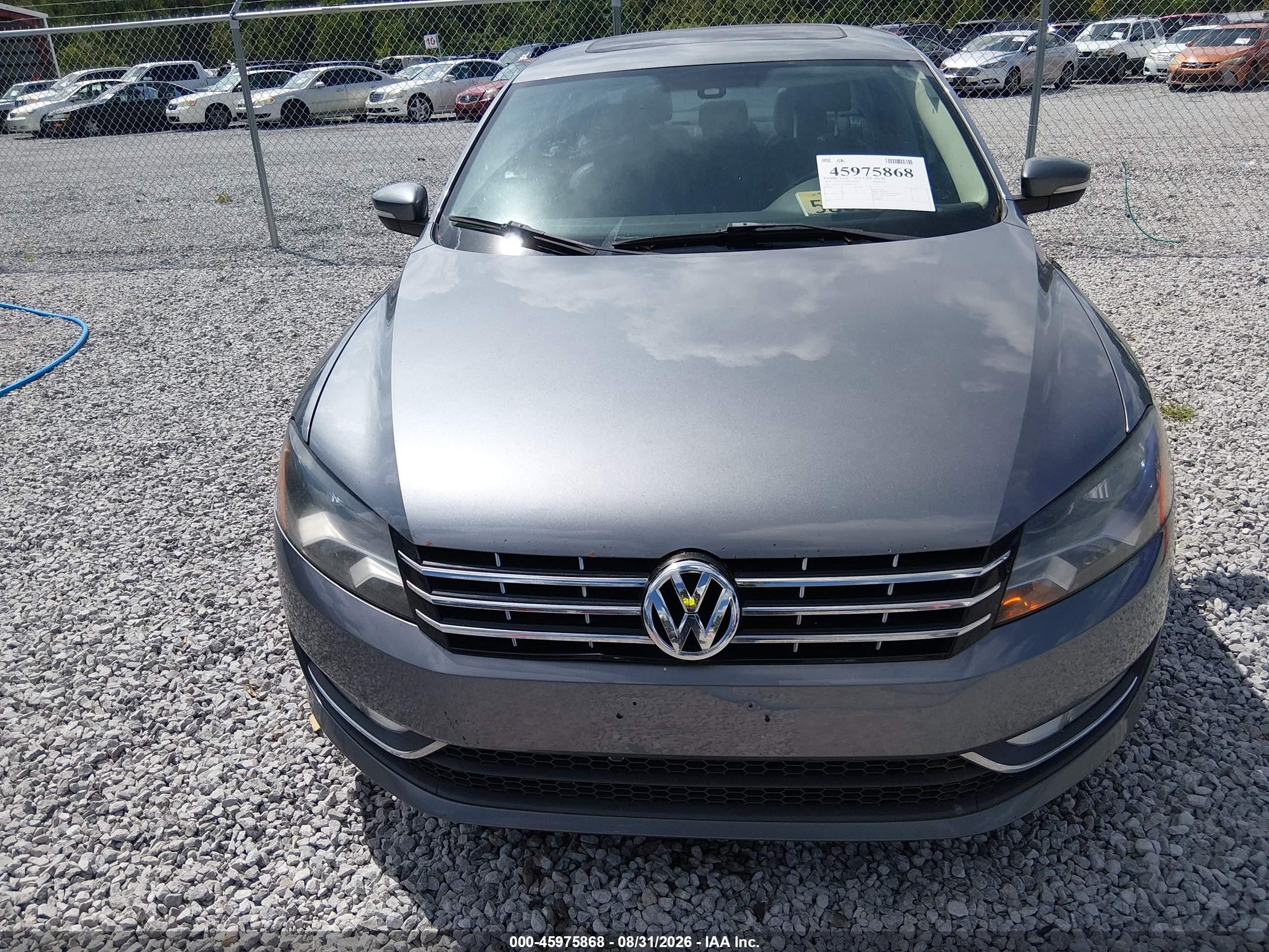 2013 Volkswagen Passat 2.0l Tdi Sel Premium vin: 1VWCN7A31DC092172