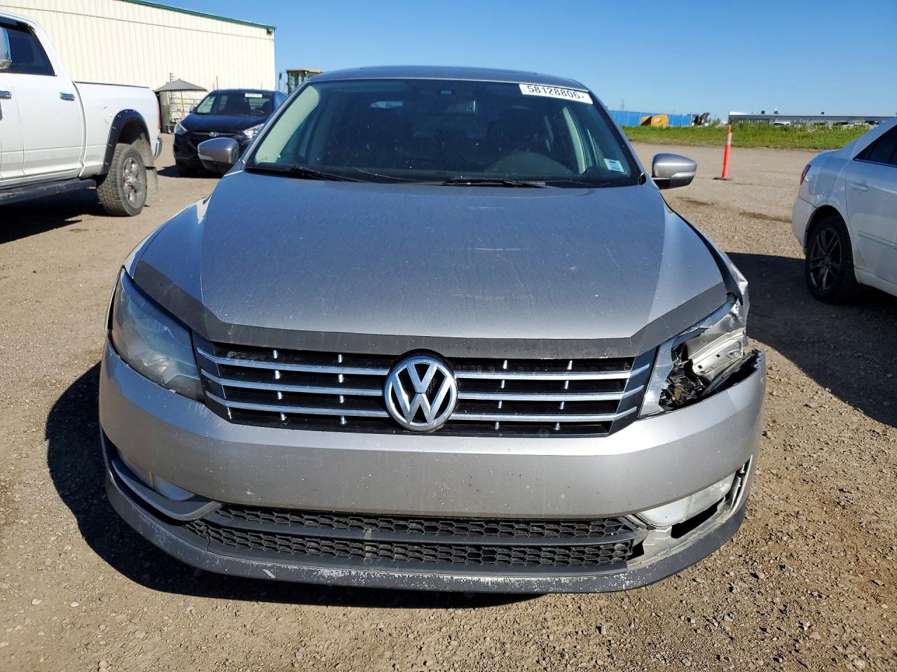 2013 Volkswagen Passat Sel Silver vin: 1VWCN7A31DC139782