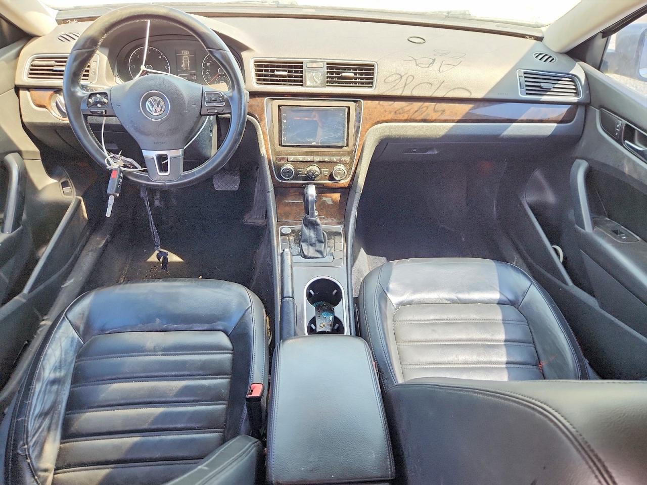 2014 Volkswagen Passat Sel Silver vin: 1VWCN7A31EC017814