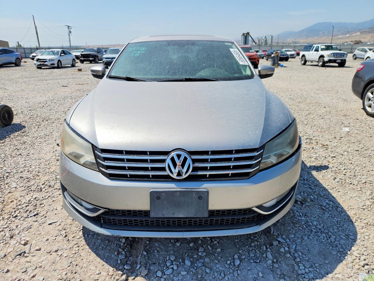 2014 Volkswagen Passat Sel Silver vin: 1VWCN7A31EC017814