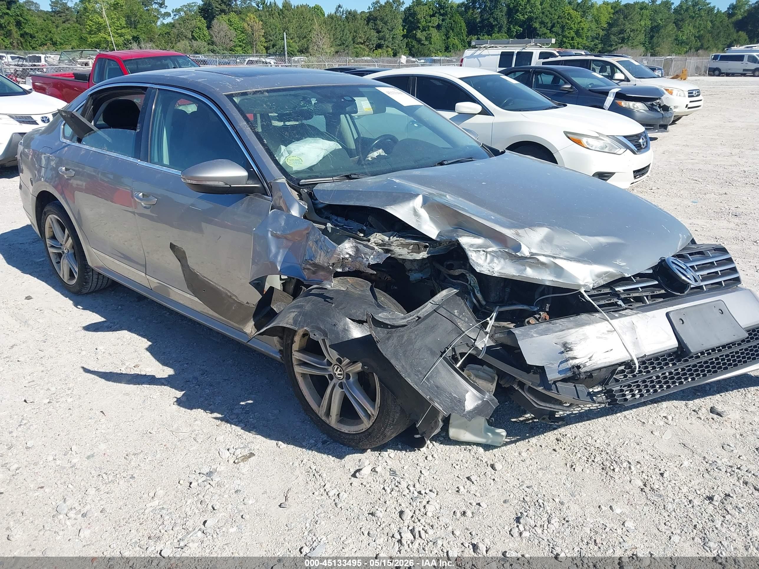 2012 Volkswagen Passat 2.0l Tdi Sel Premium Silver vin: 1VWCN7A32CC025269
