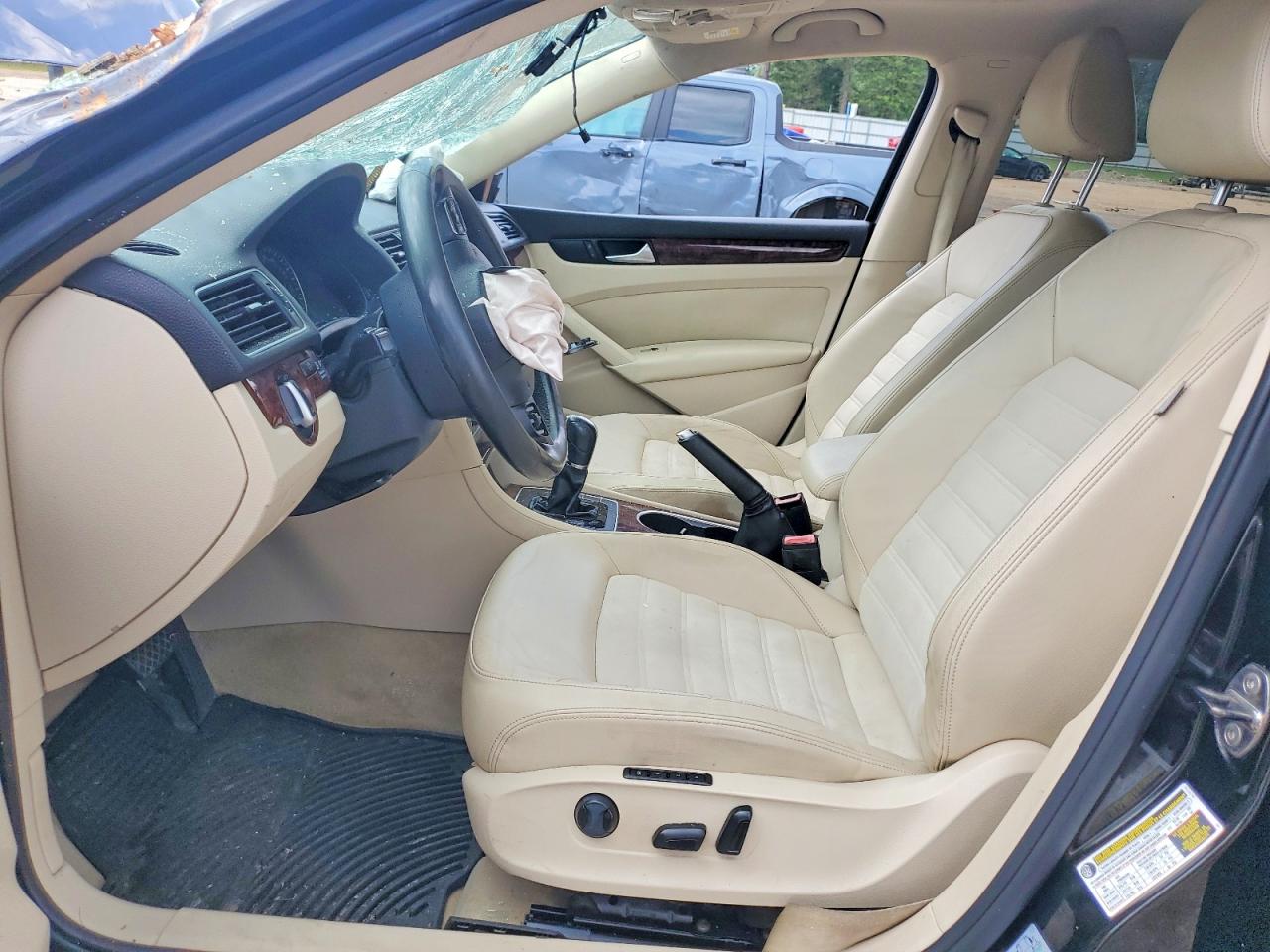 2013 Volkswagen Passat Sel Black vin: 1VWCN7A32DC022616