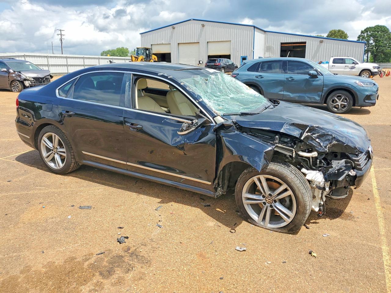 2013 Volkswagen Passat Sel Black vin: 1VWCN7A32DC022616
