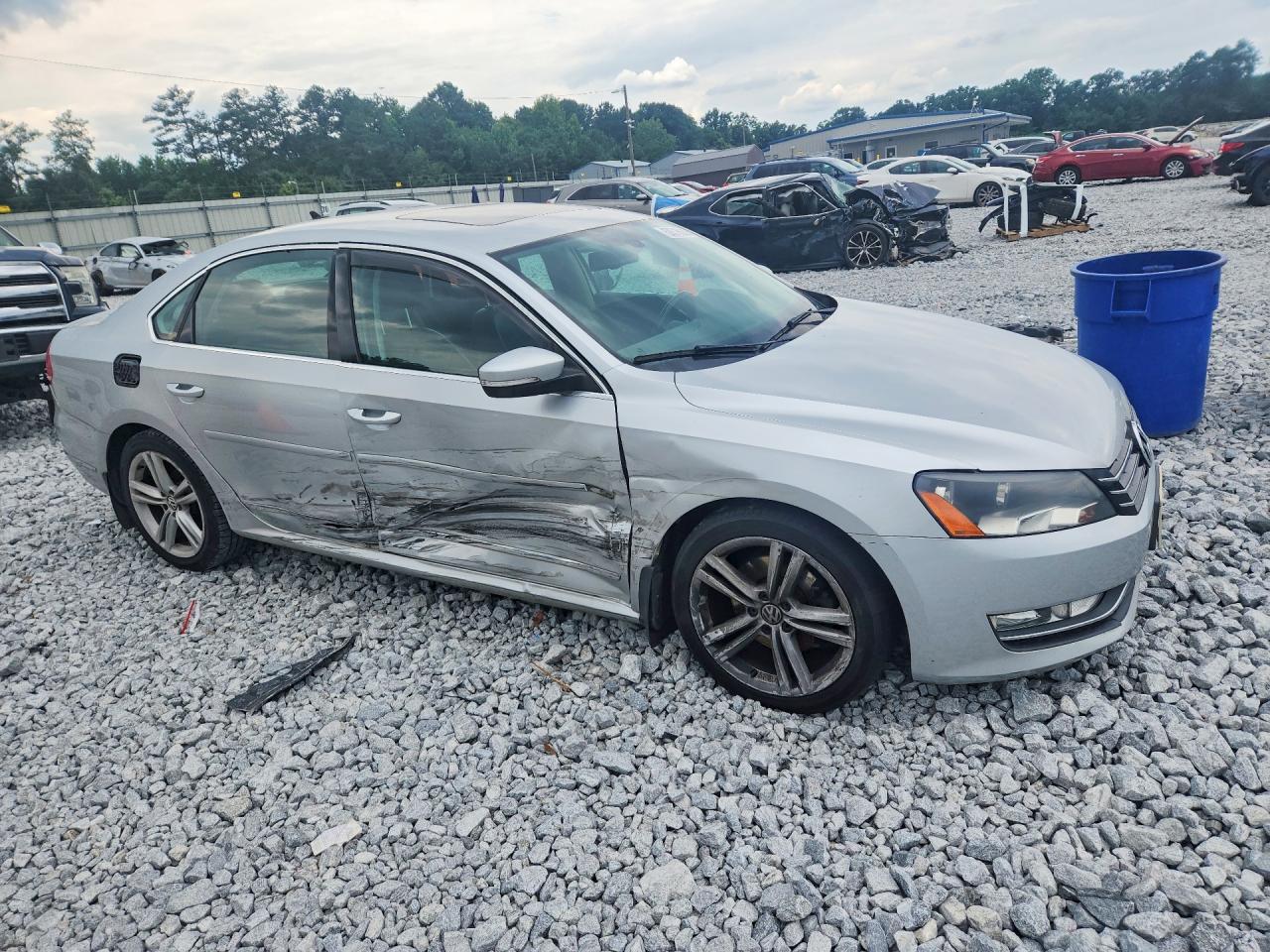 2013 Volkswagen Passat Sel Silver vin: 1VWCN7A32DC083349