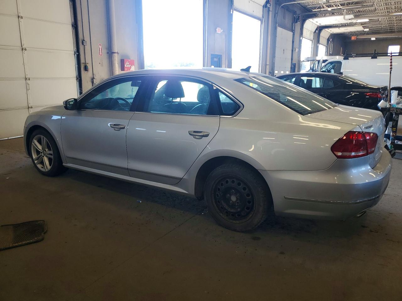 2013 Volkswagen Passat Sel Серый vin: 1VWCN7A32DC108220