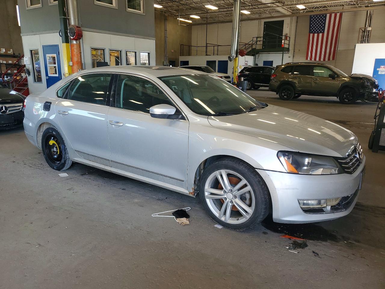 2013 Volkswagen Passat Sel Серый vin: 1VWCN7A32DC108220