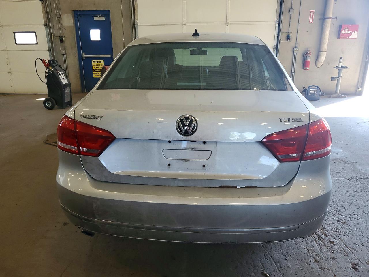 2013 Volkswagen Passat Sel Серый vin: 1VWCN7A32DC108220